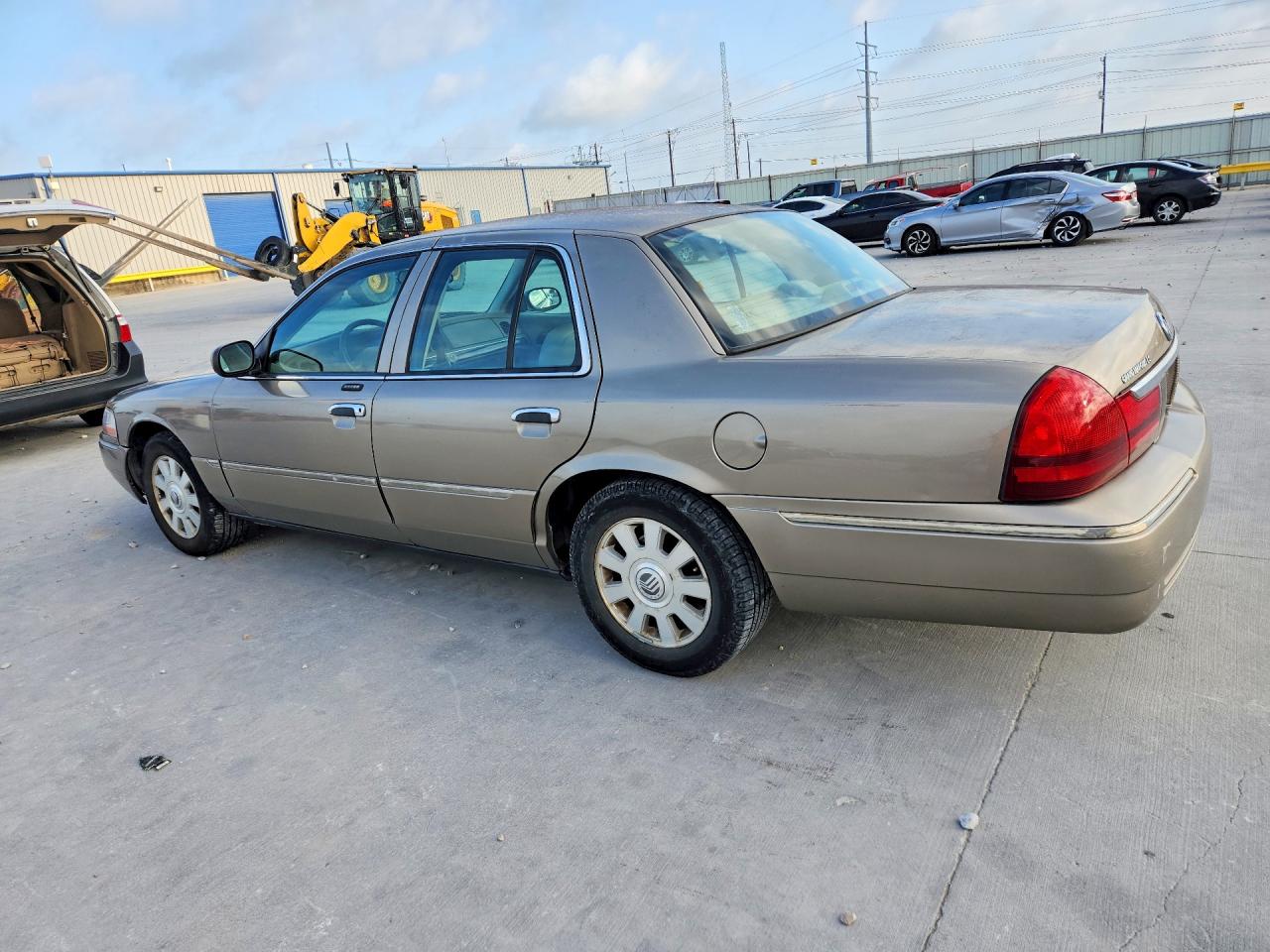 2004 MERCURY GRAND MARQUIS LS photo 2