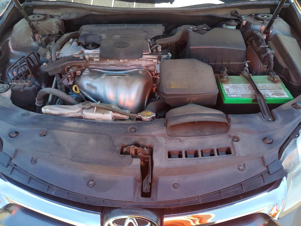 2015 TOYOTA CAMRY LE photo 21