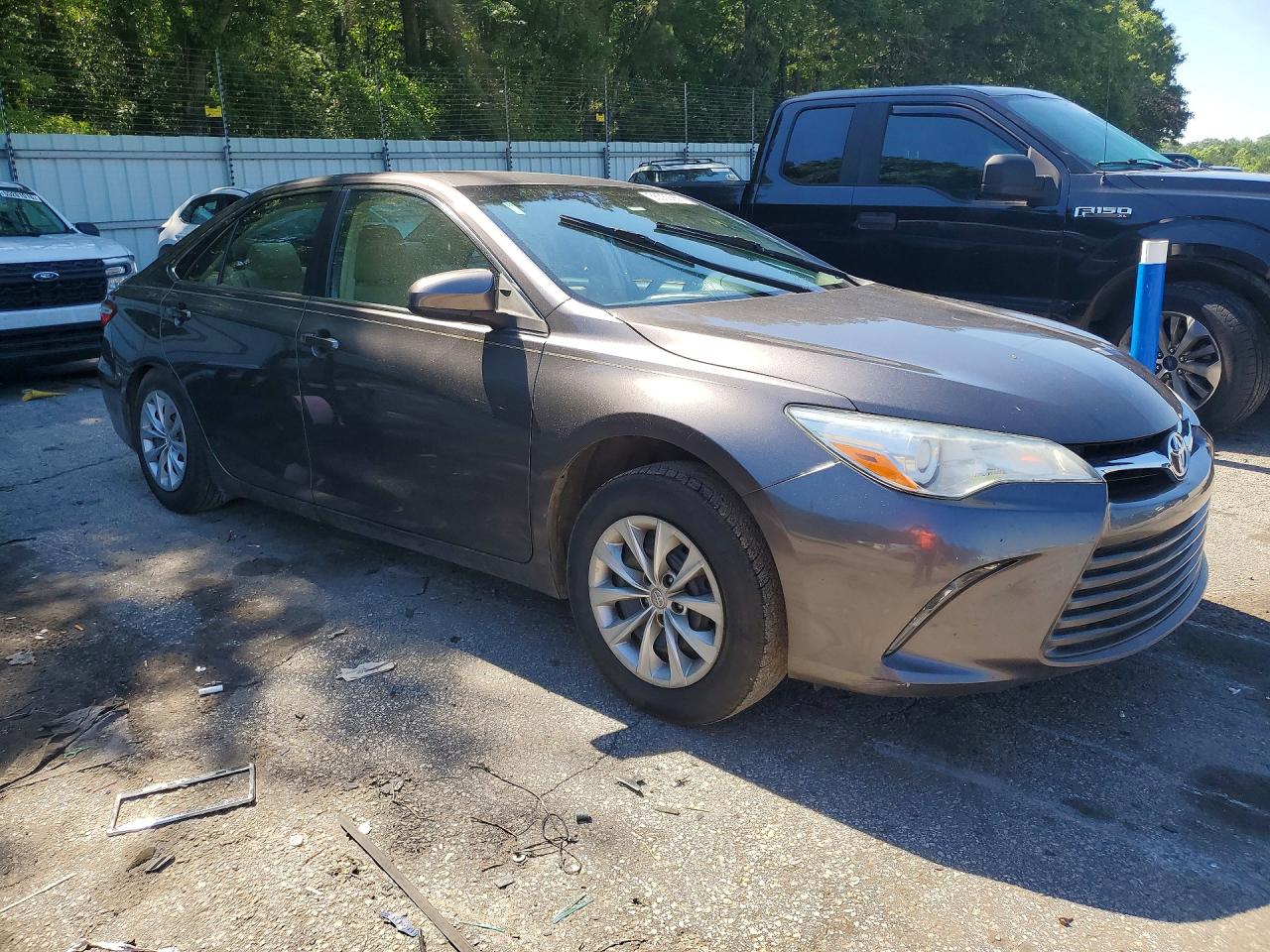 2015 TOYOTA CAMRY LE photo 7