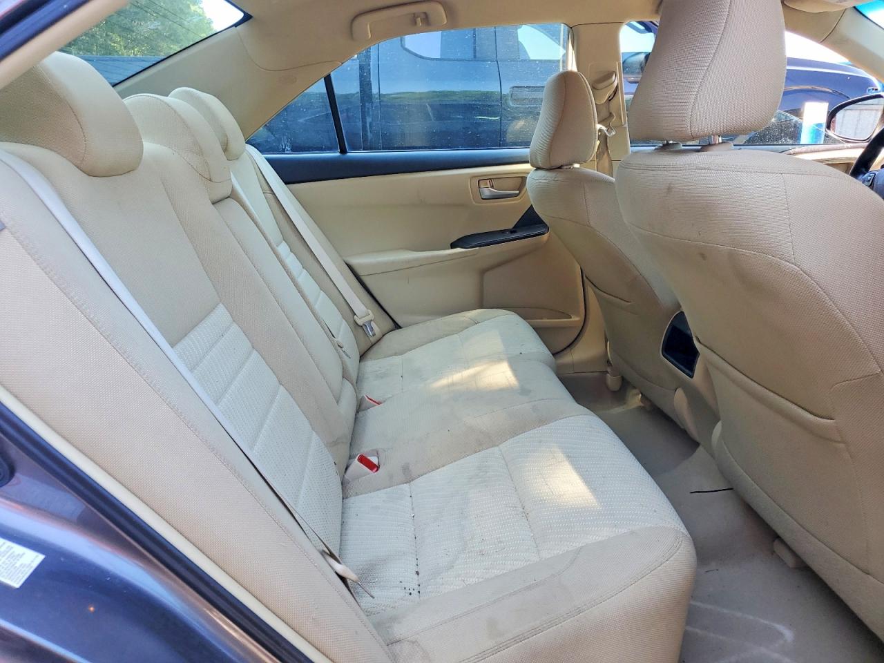 2015 TOYOTA CAMRY LE photo 19