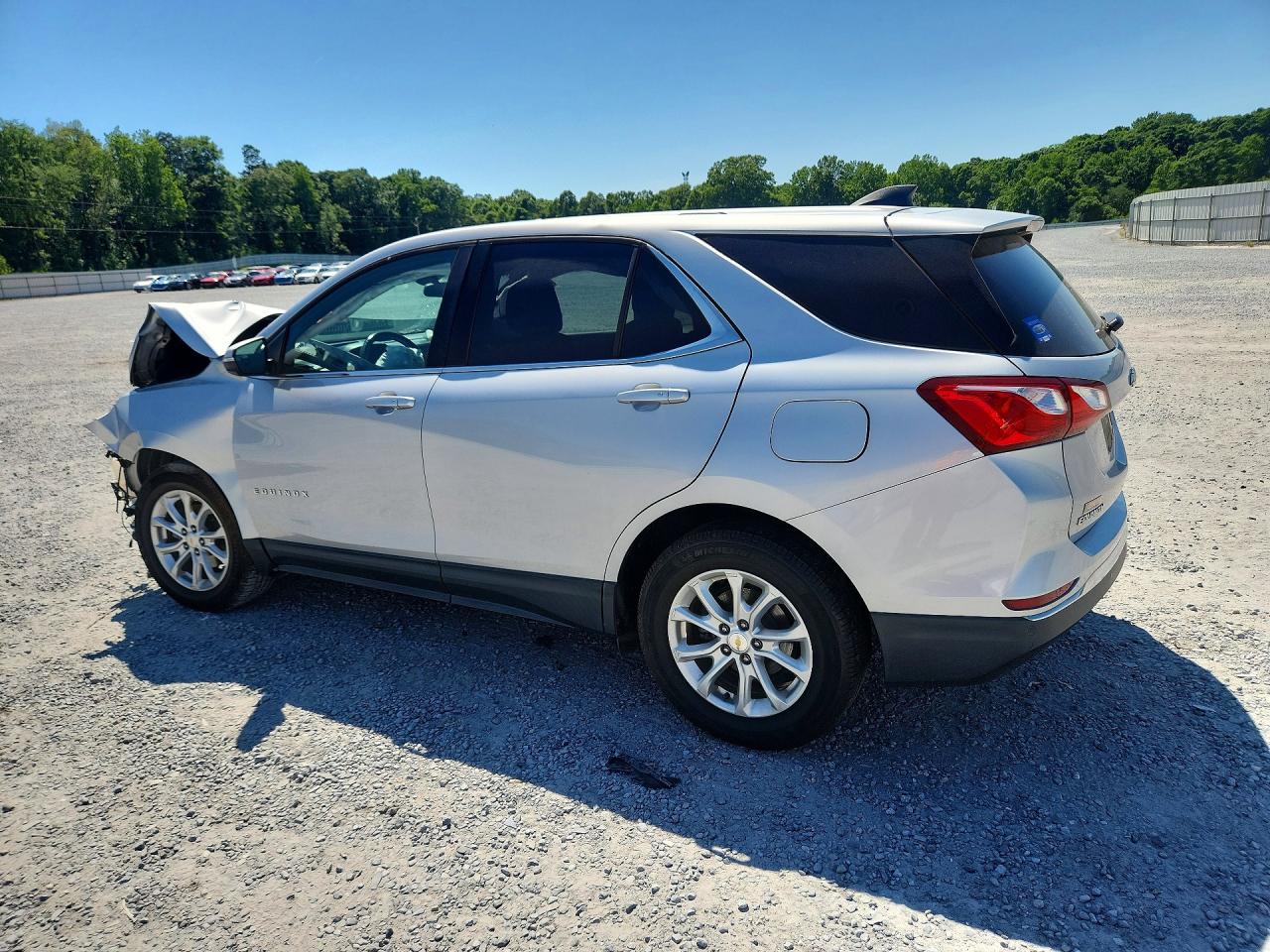 2019 CHEVROLET EQUINOX LT photo 3