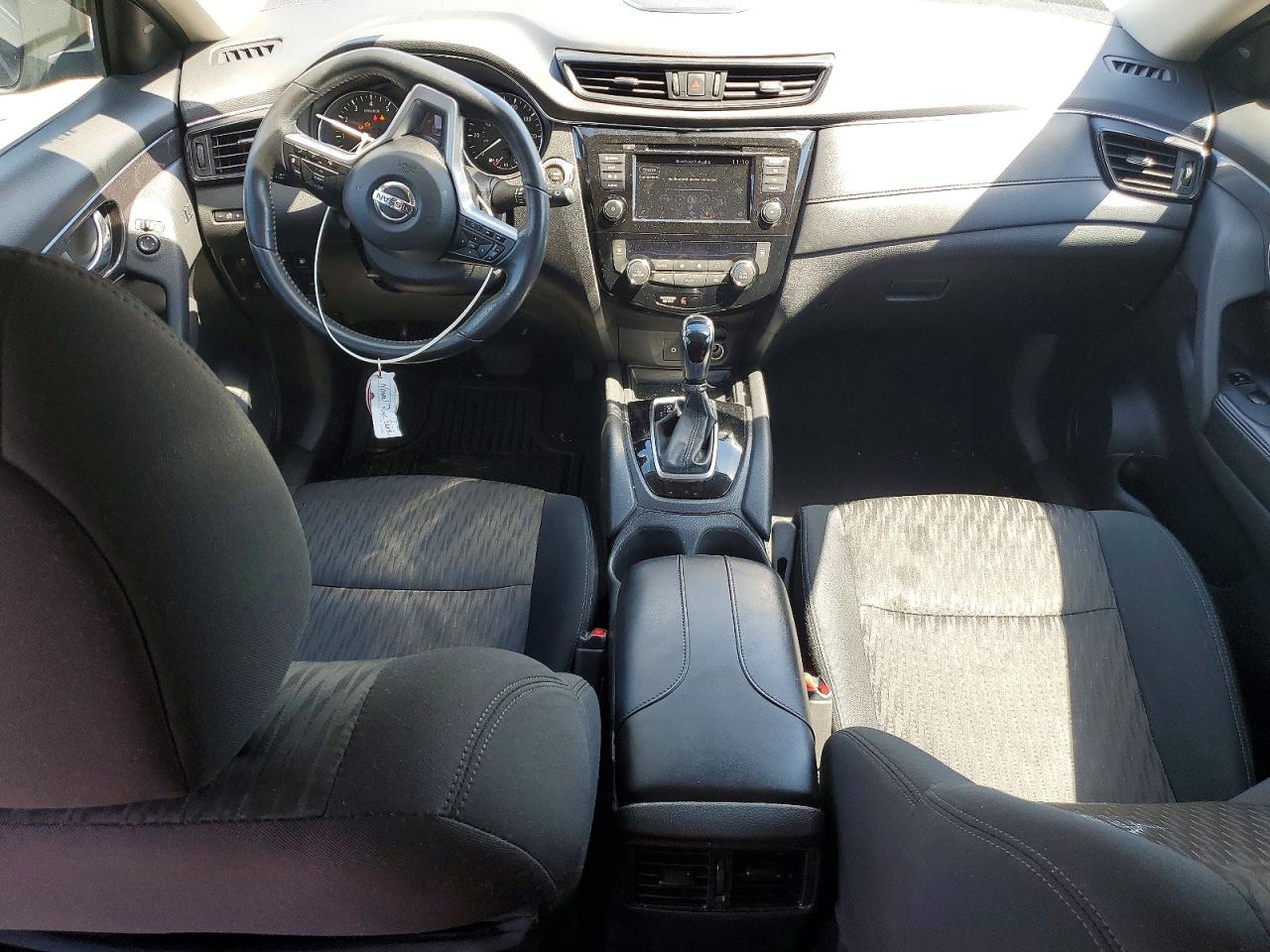 2018 NISSAN ROGUE SV photo 15