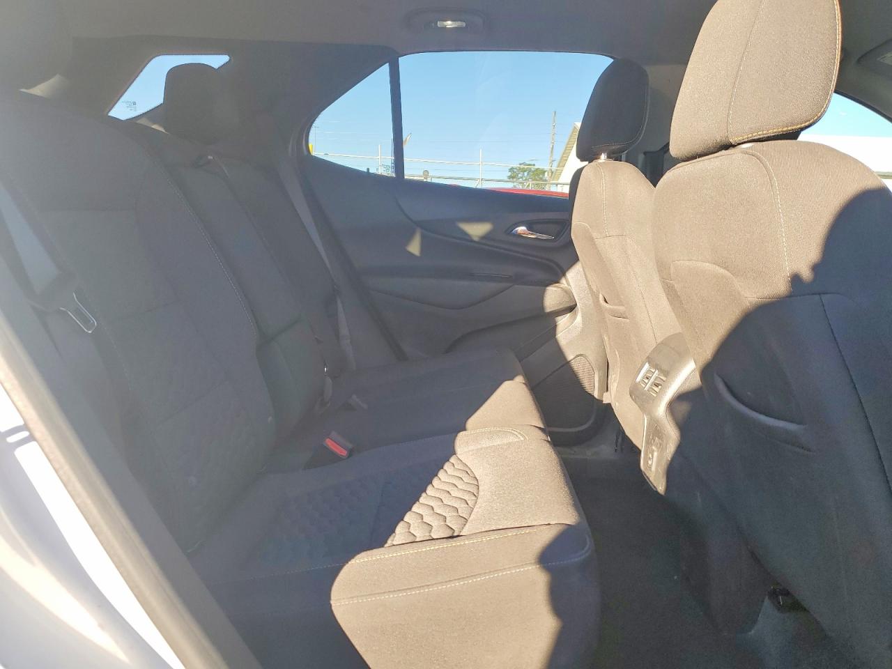2021 CHEVROLET EQUINOX LT photo 21