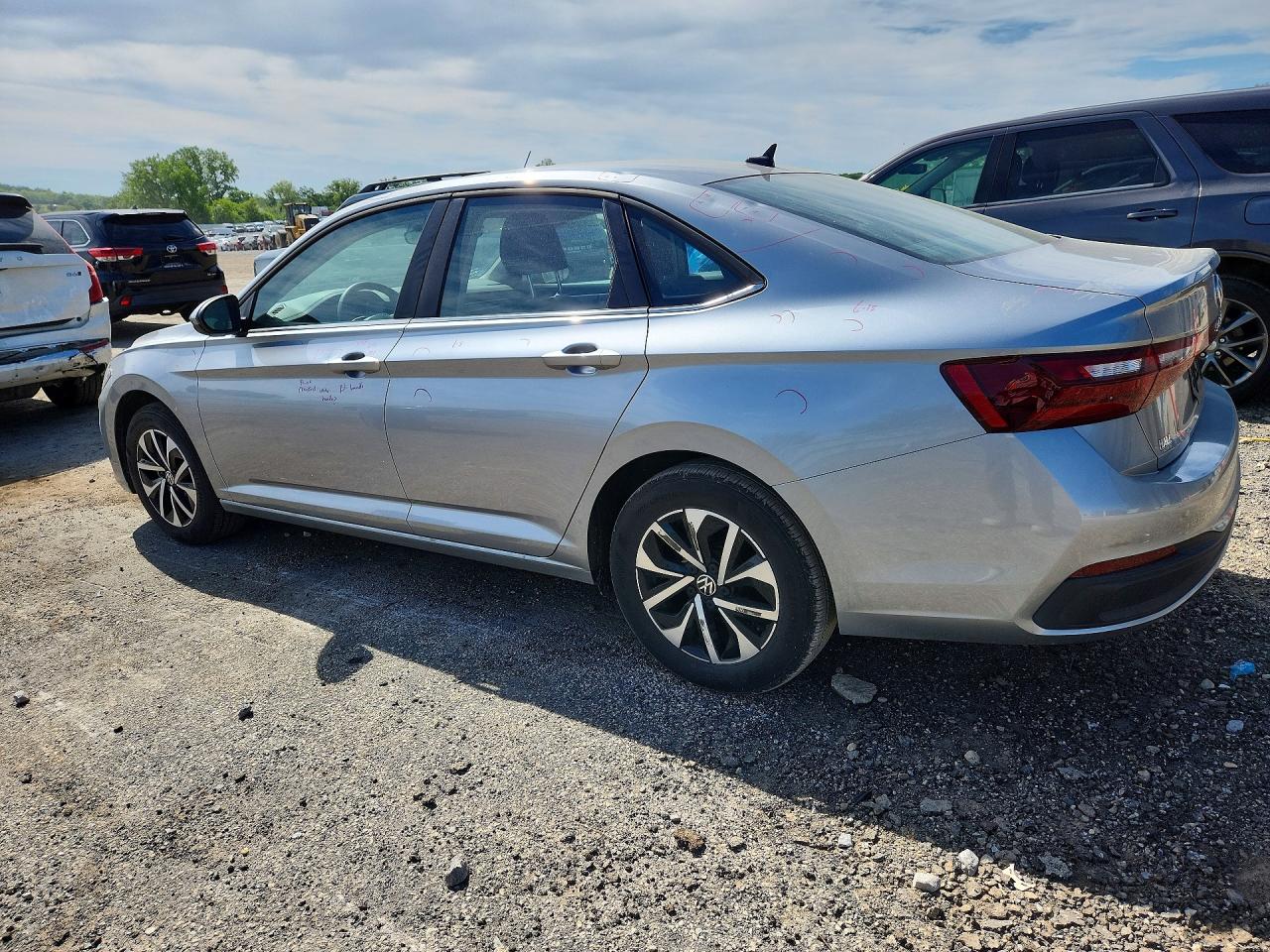 2025 VOLKSWAGEN JETTA S photo 4