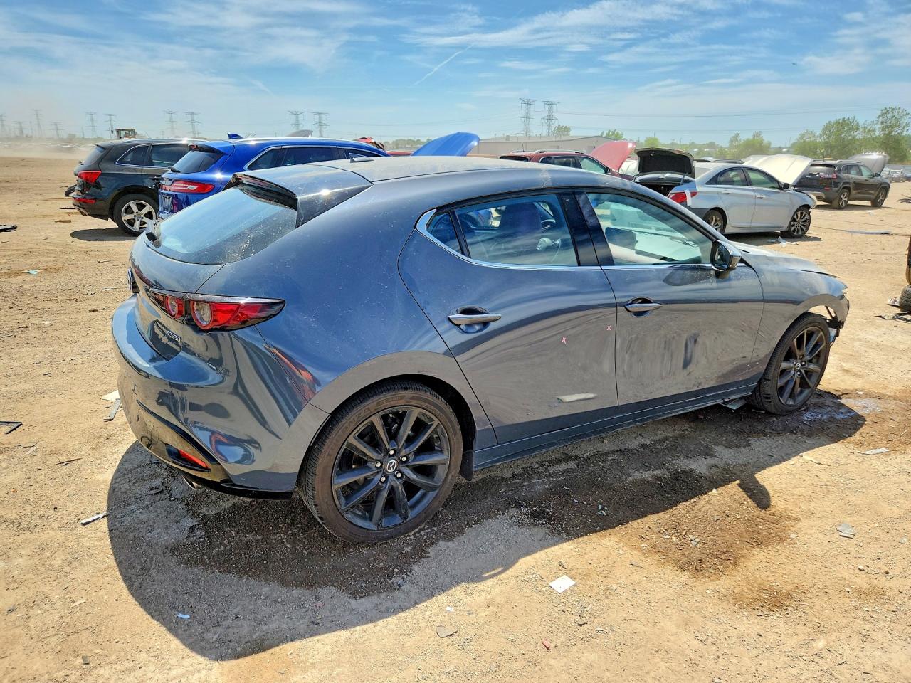 2019 MAZDA 3 PREMIUM photo 5