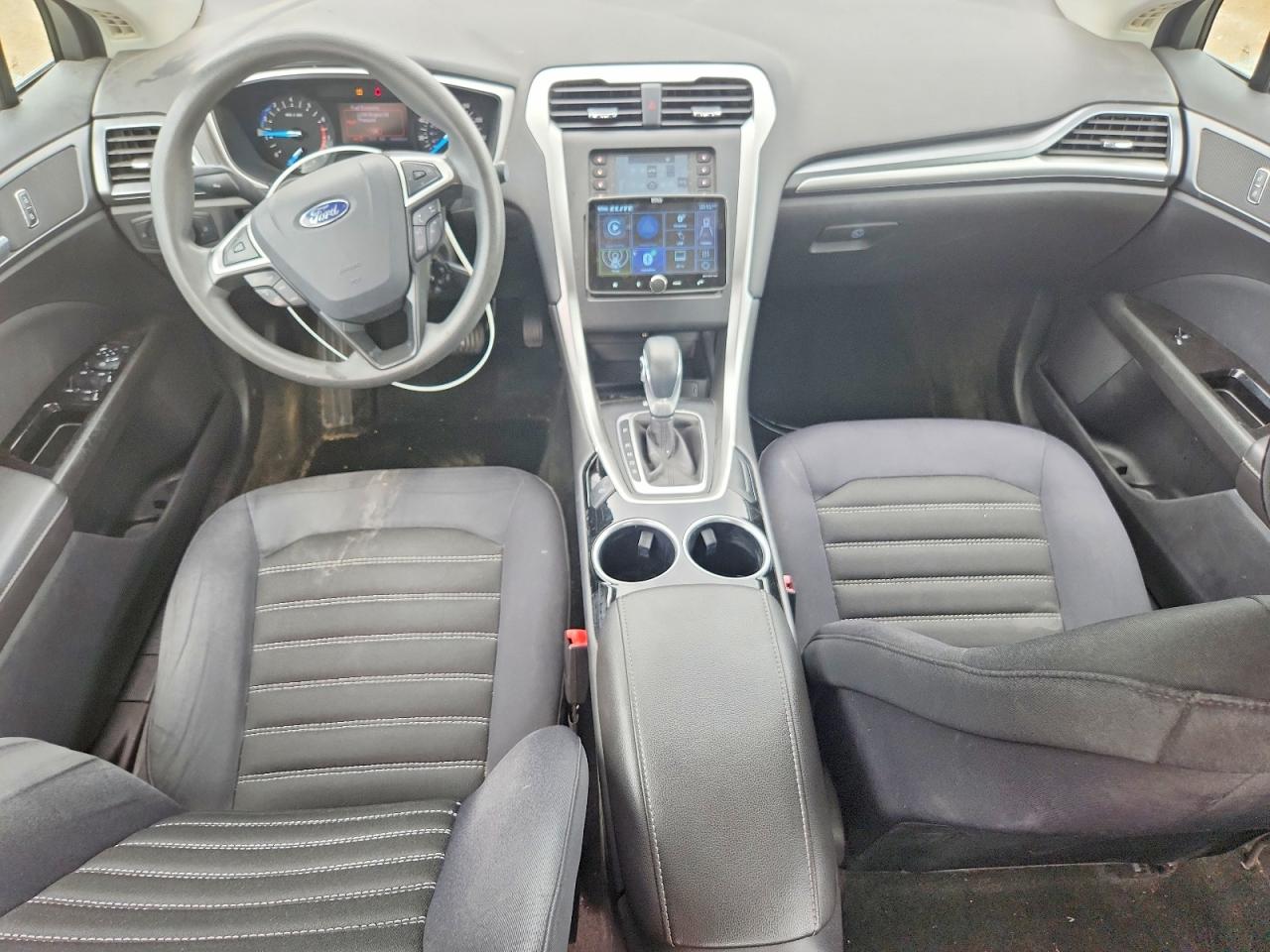 2013 FORD FUSION SE photo 15