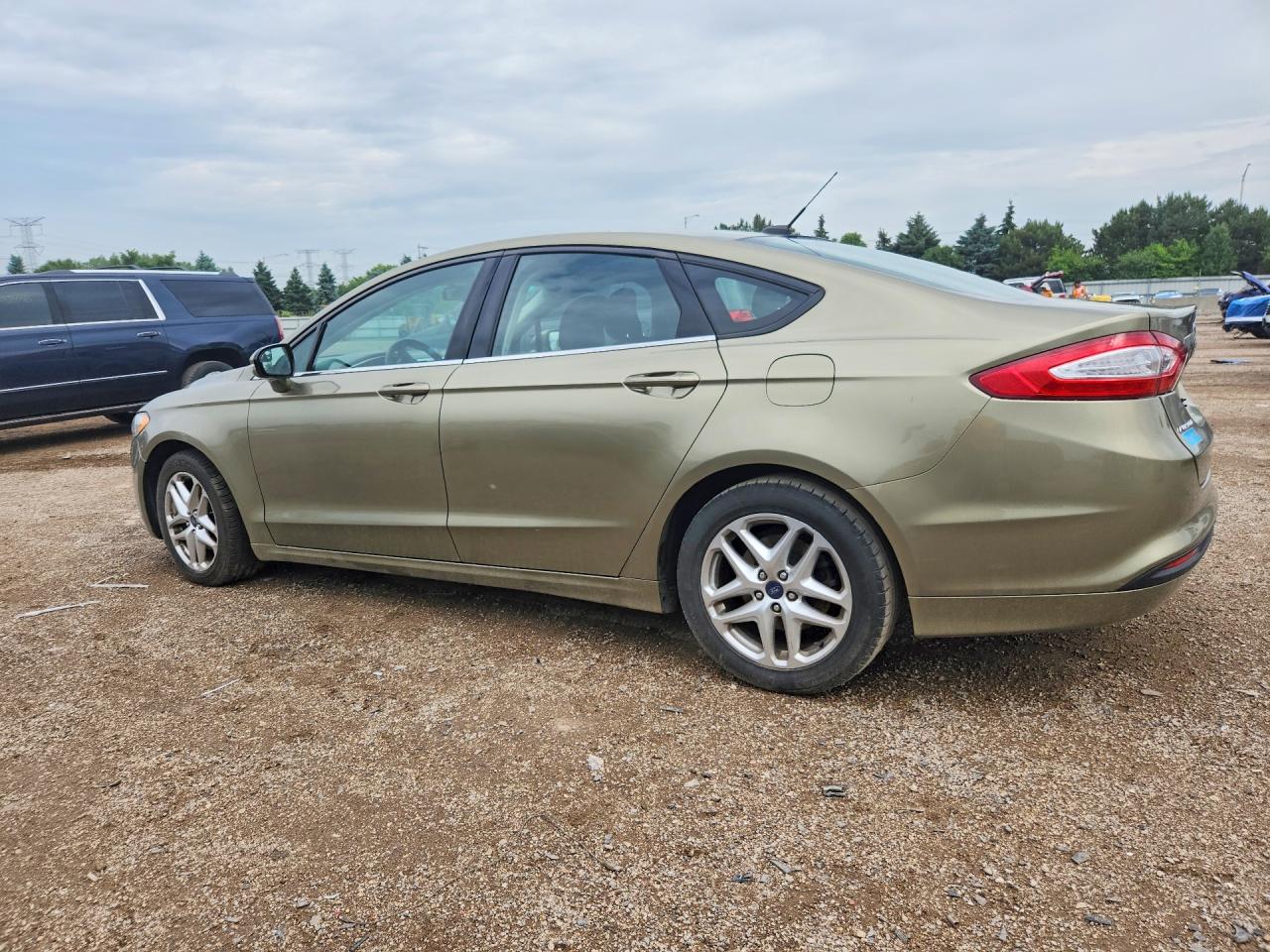 2013 FORD FUSION SE photo 3