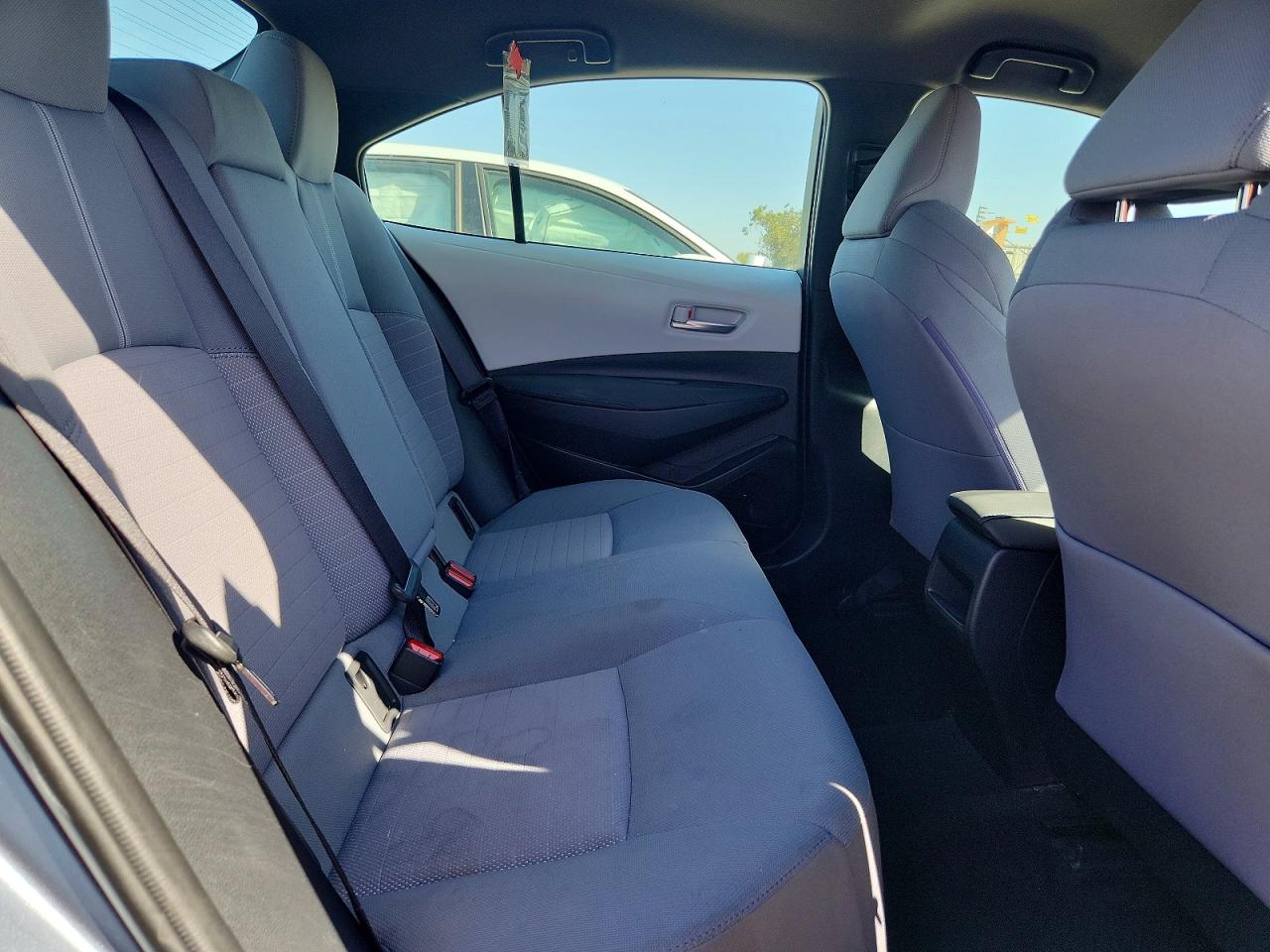 2020 TOYOTA COROLLA SE photo 19