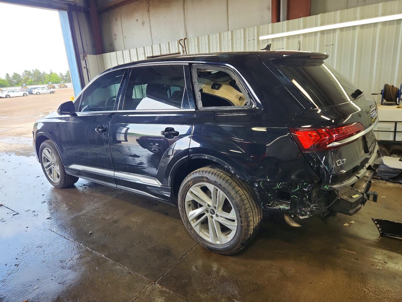 2021 AUDI Q7 PREMIUM photo 3