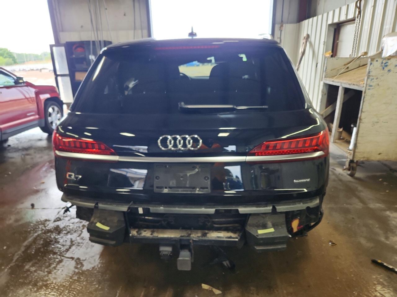 2021 AUDI Q7 PREMIUM photo 11