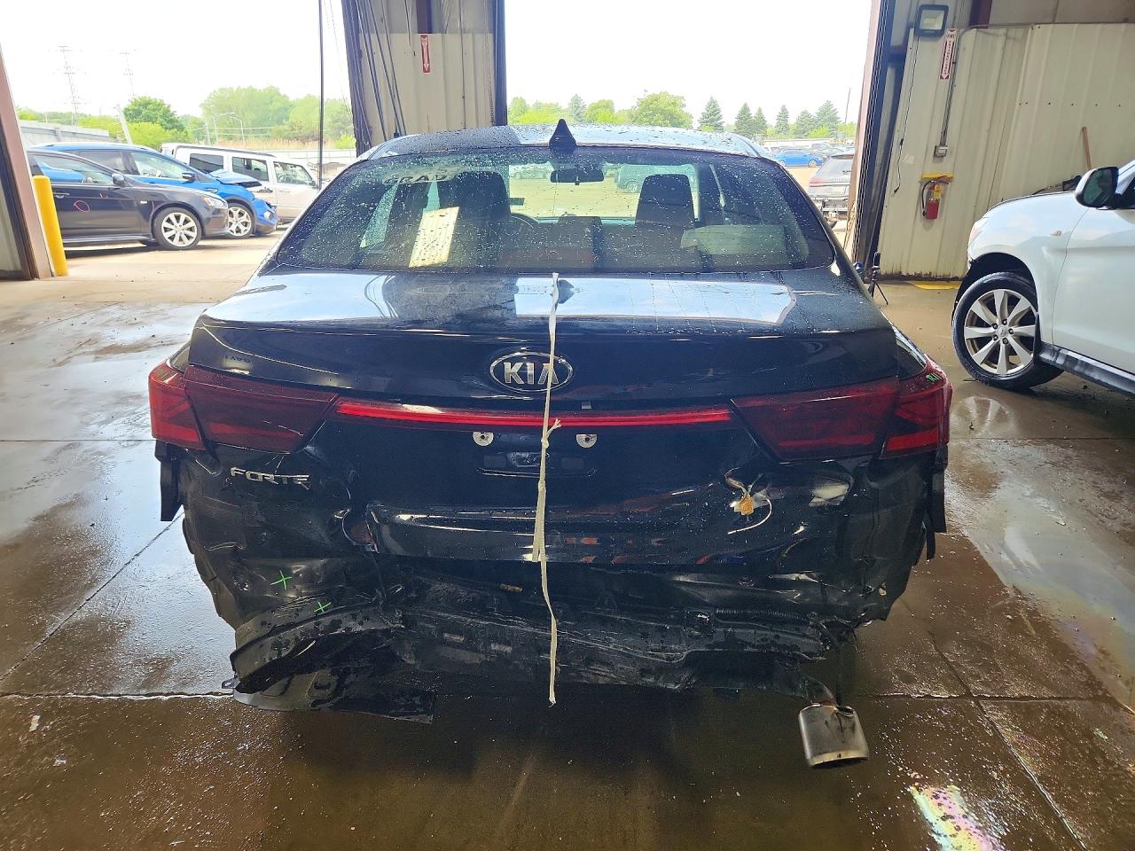 2019 KIA FORTE LXS photo 16