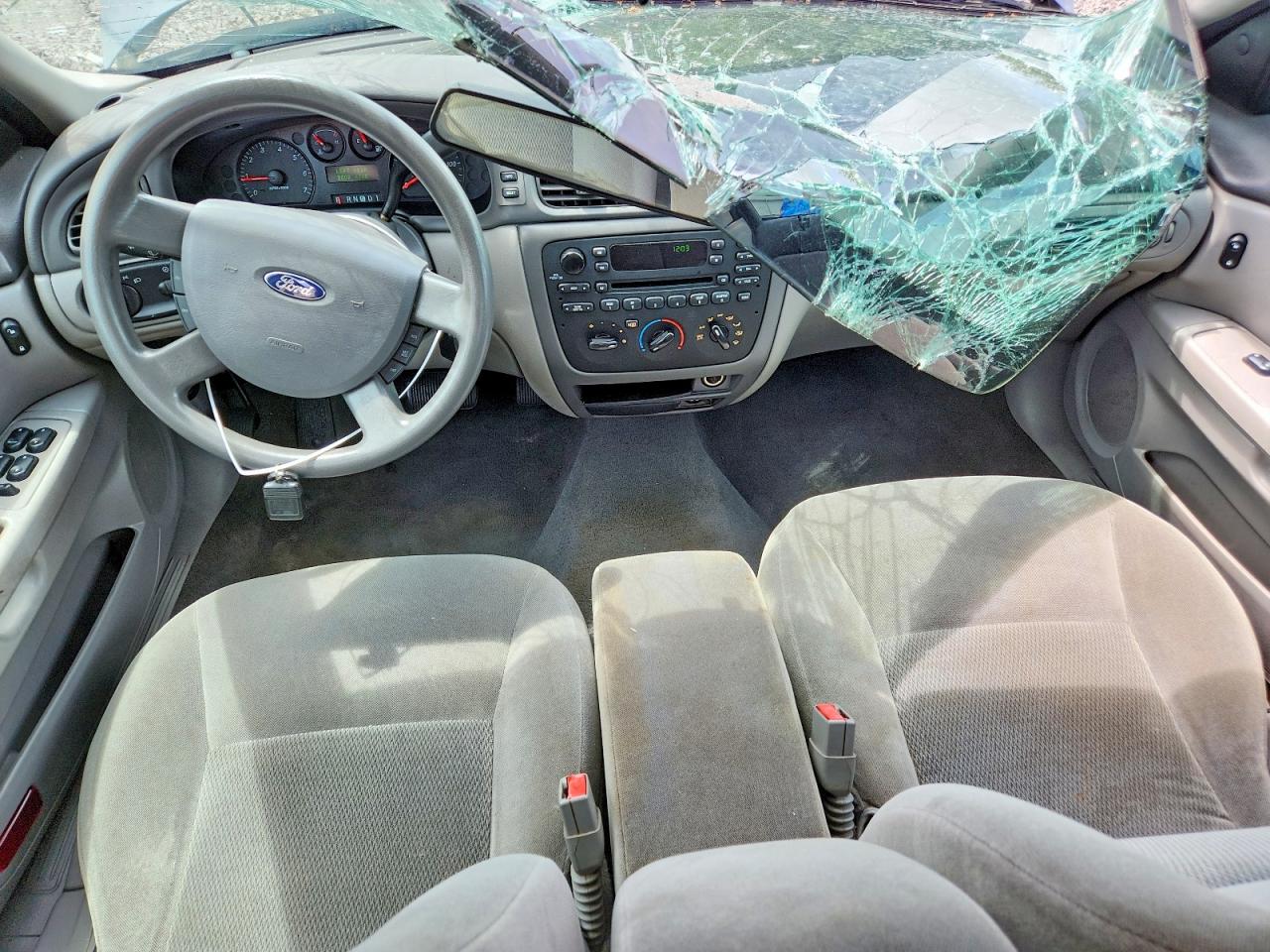 2006 FORD TAURUS SE photo 15