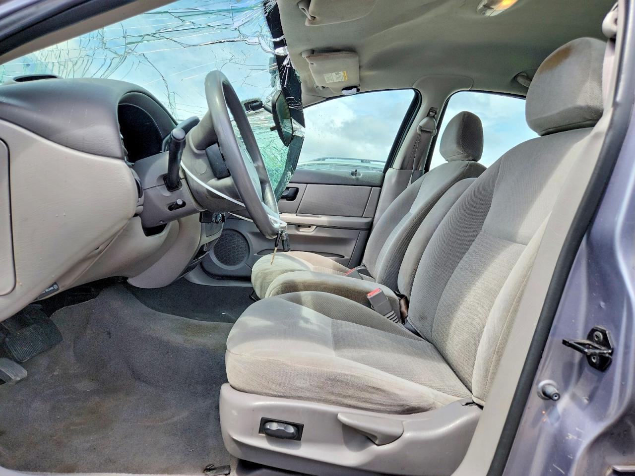 2006 FORD TAURUS SE photo 13