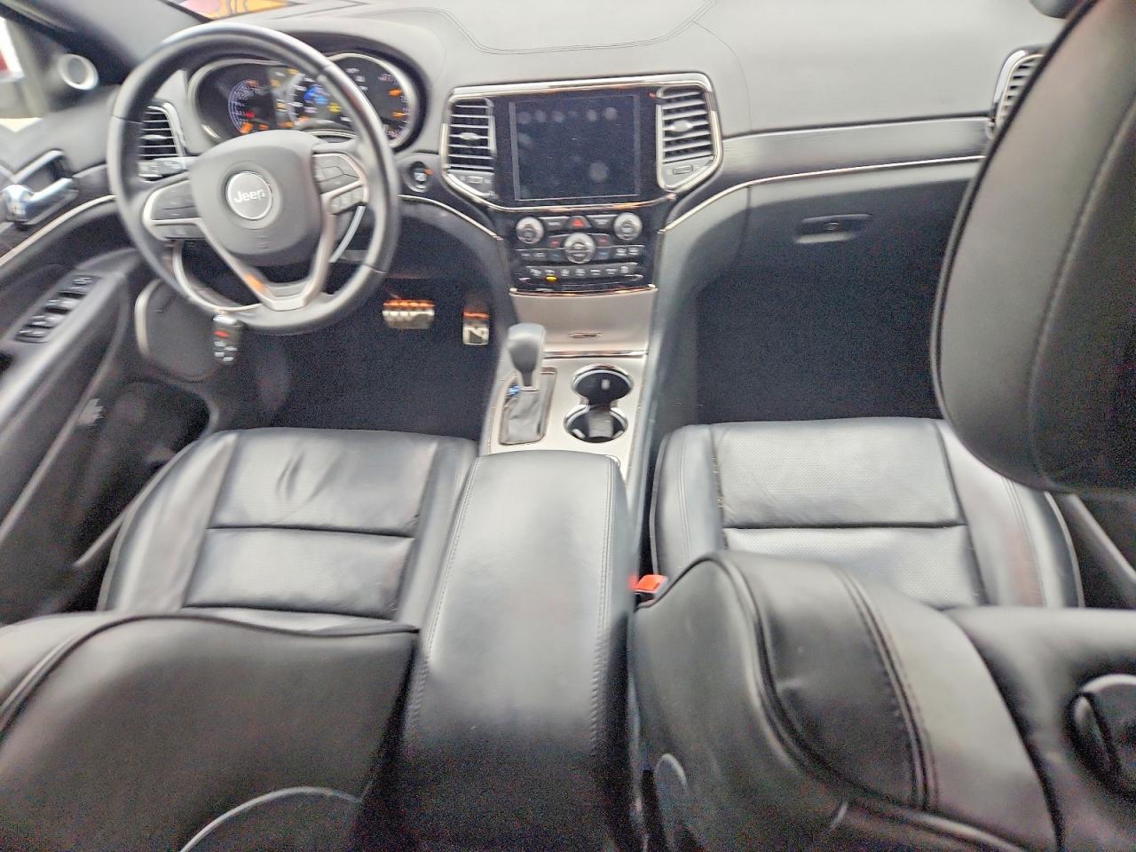 2020 JEEP GRAND CHEROKEE OVERLAND photo 22