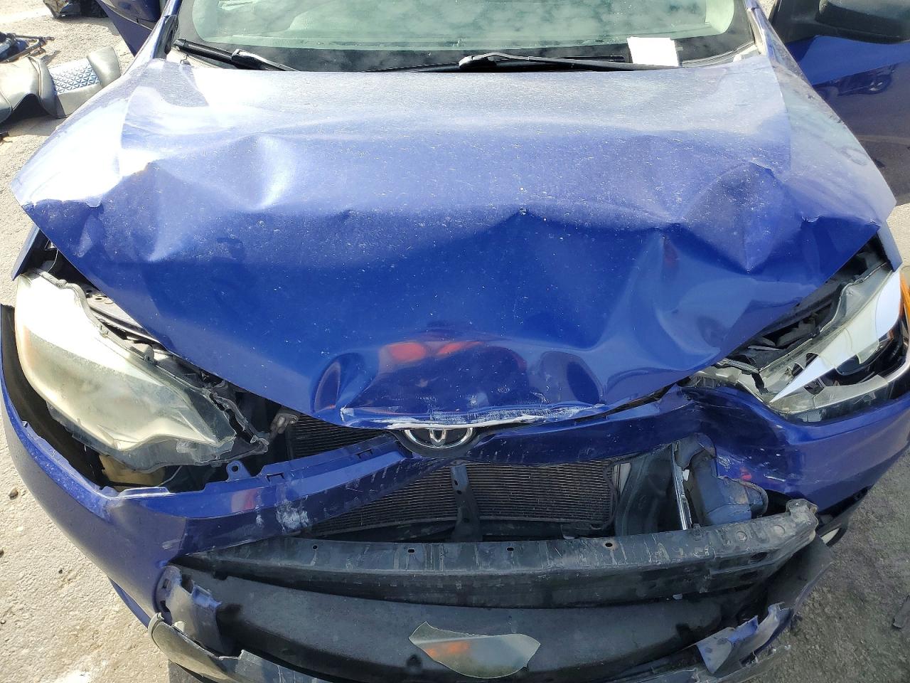 2016 TOYOTA COROLLA S PLUS photo 31
