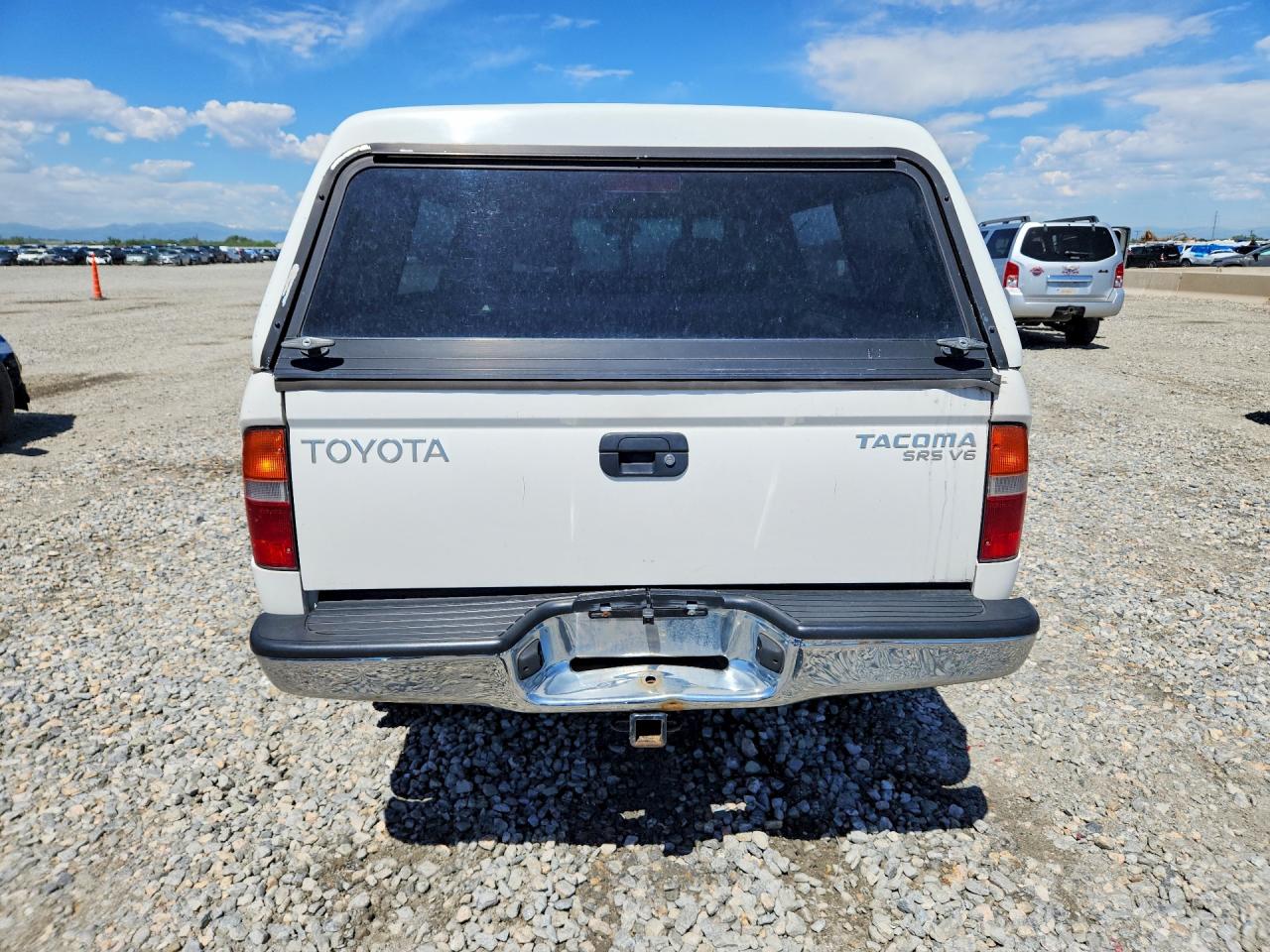 2000 TOYOTA TACOMA XTRACAB photo 16