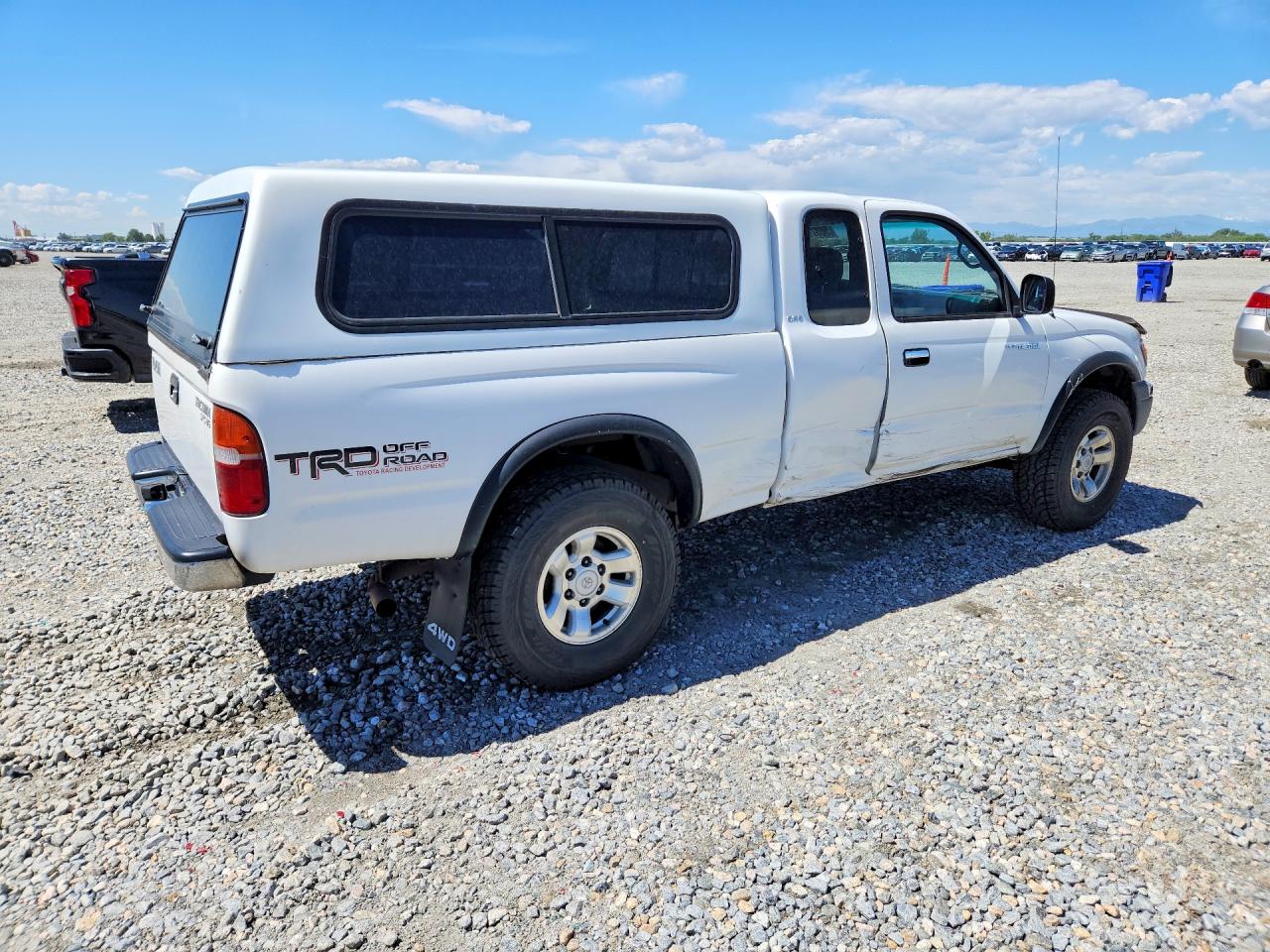 2000 TOYOTA TACOMA XTRACAB photo 7