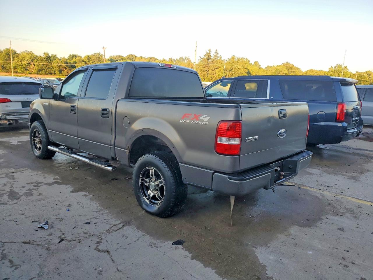 2005 FORD F150 SUPERCREW photo 2