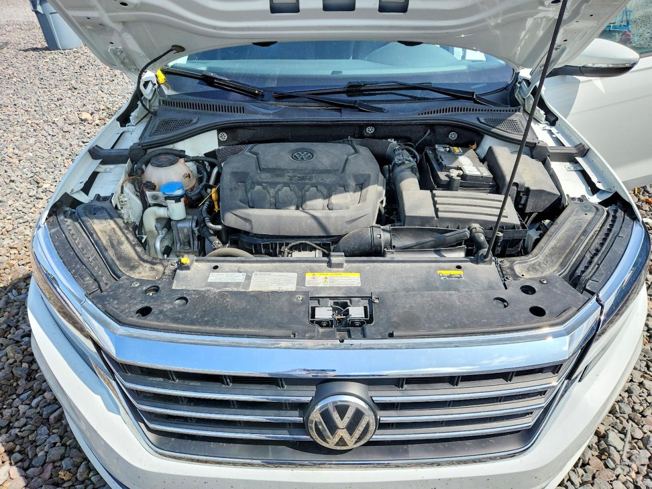 2021 VOLKSWAGEN PASSAT S photo 11