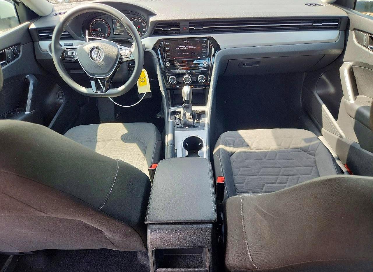 2021 VOLKSWAGEN PASSAT S photo 8