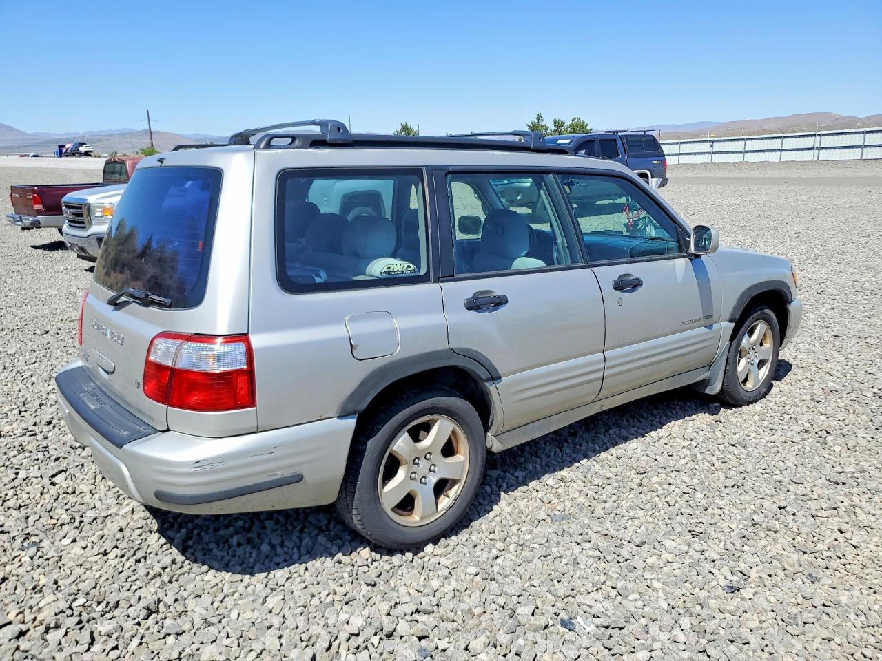 2001 SUBARU FORESTER S photo 7