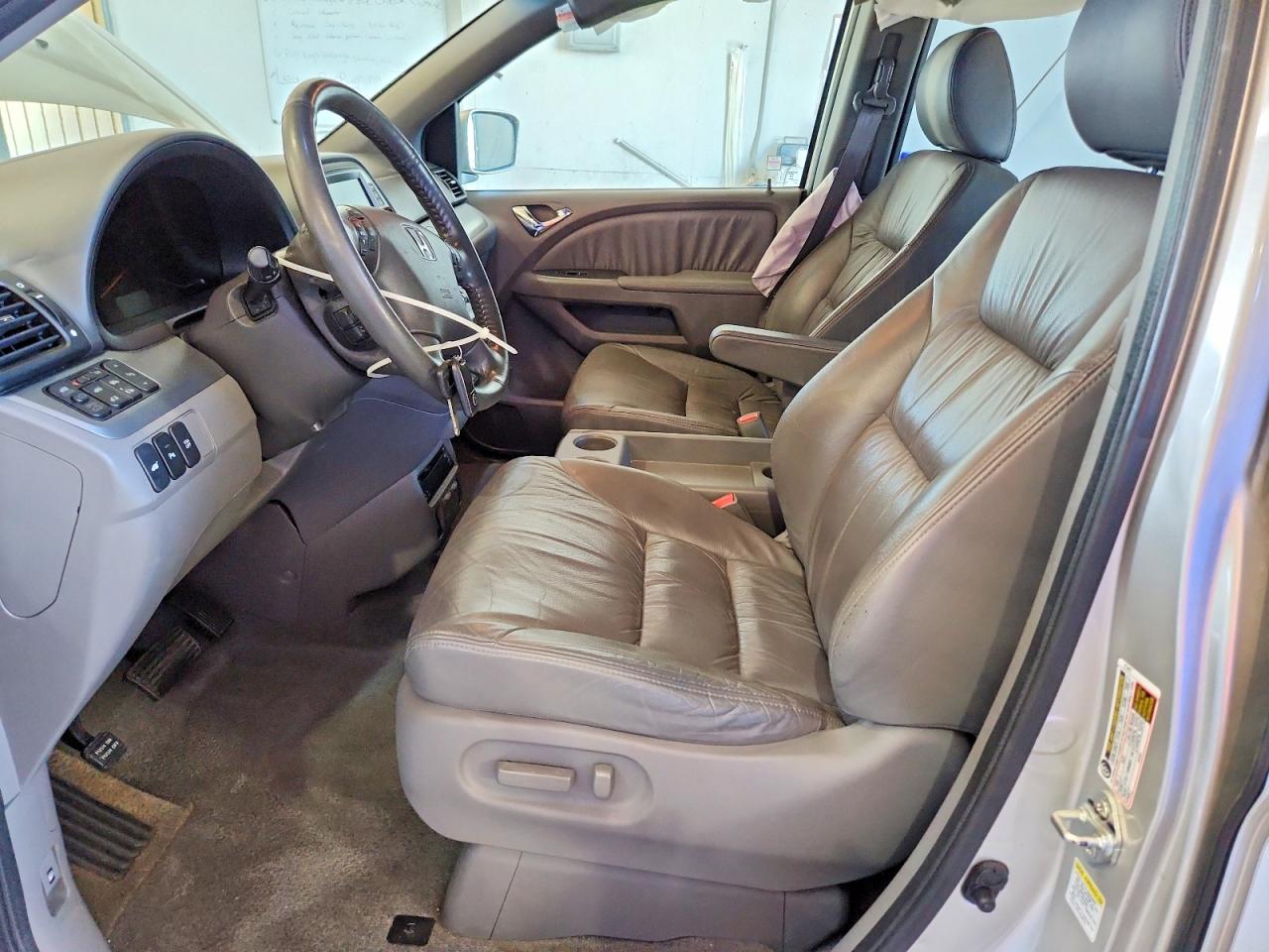 2008 HONDA ODYSSEY TOURING photo 13