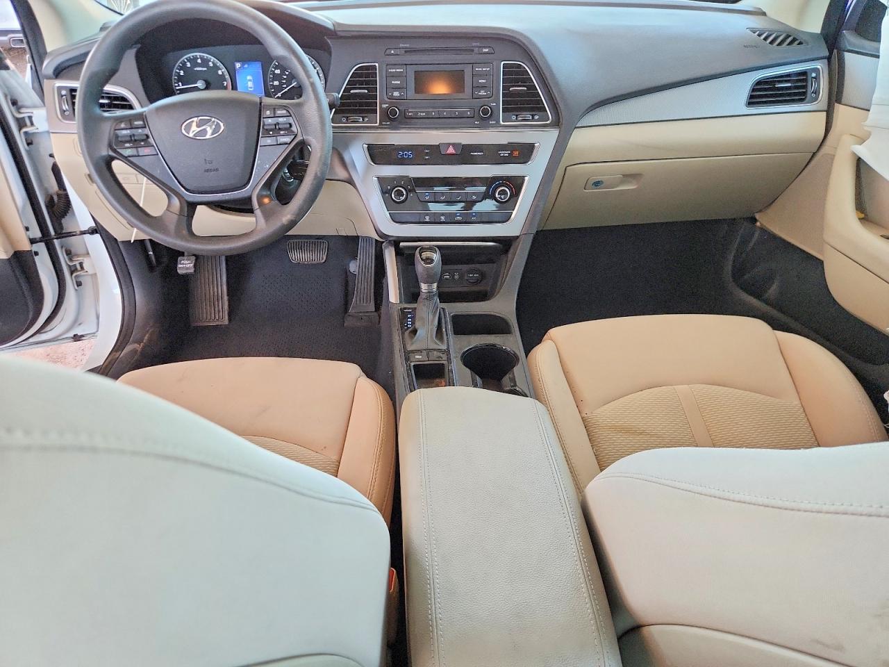 2015 HYUNDAI SONATA SE photo 15