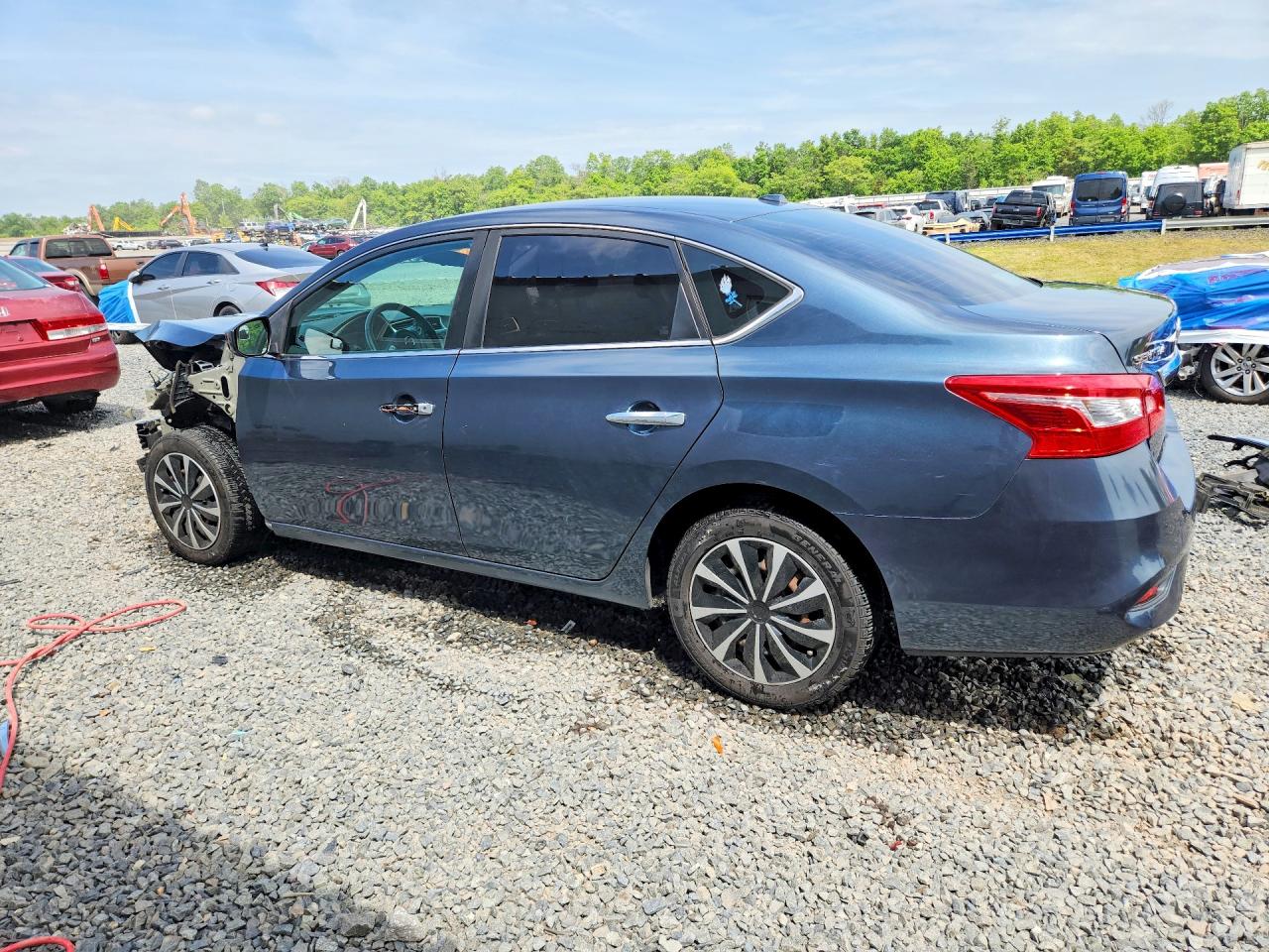 2017 NISSAN SENTRA SV photo 3