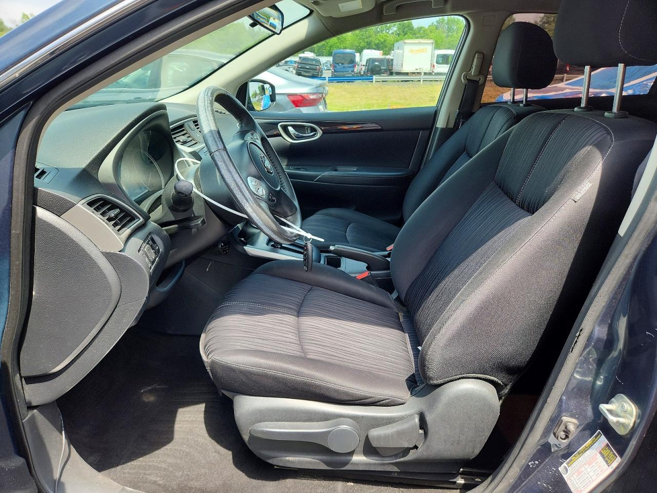 2017 NISSAN SENTRA SV photo 13