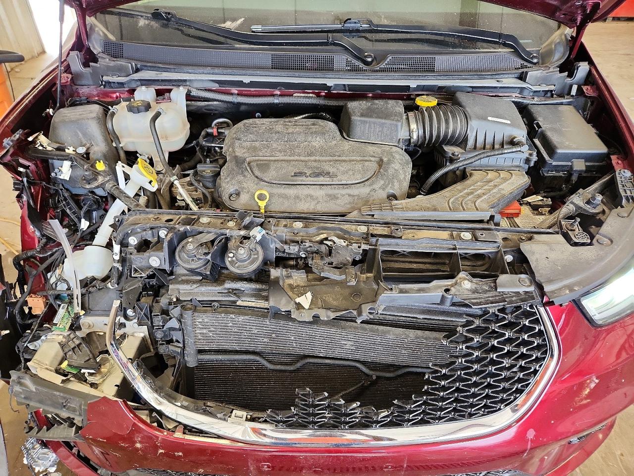 2023 CHRYSLER PACIFICA TOURING L photo 34