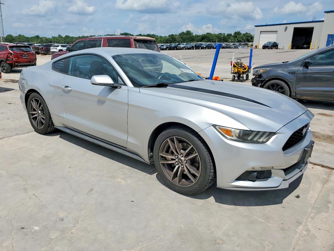 2016 FORD MUSTANG photo 7