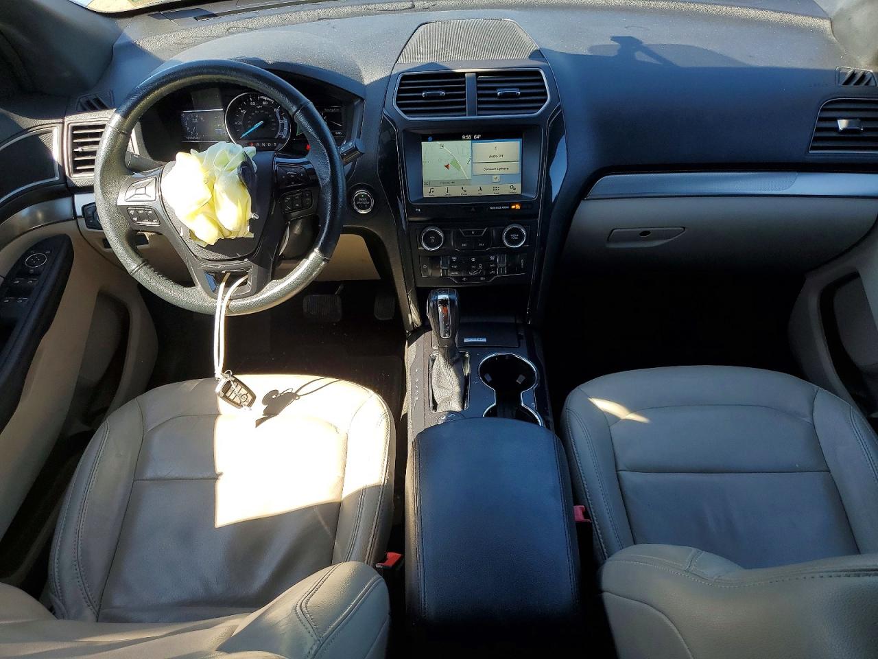 2018 FORD EXPLORER XLT photo 22
