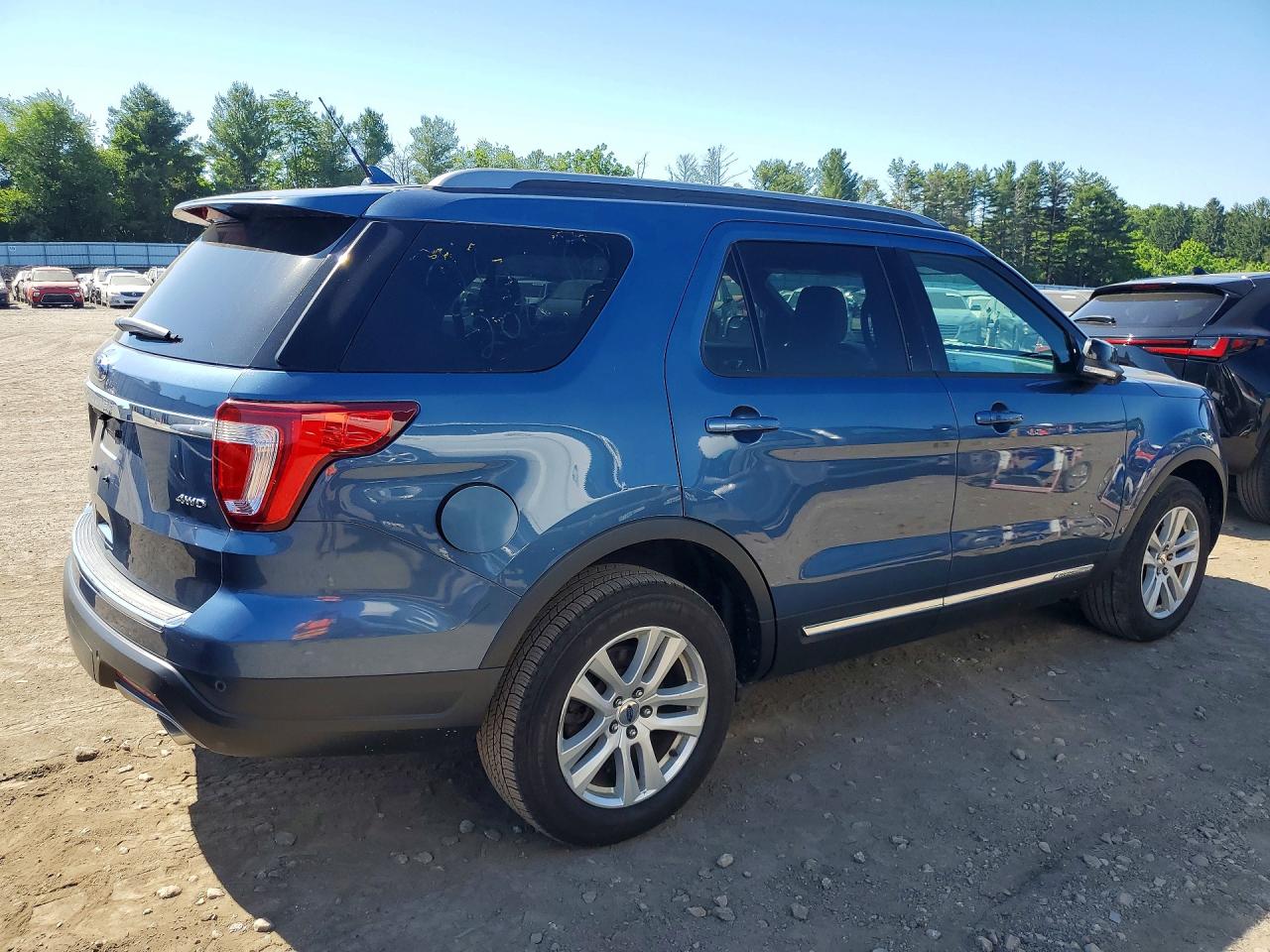 2018 FORD EXPLORER XLT photo 7
