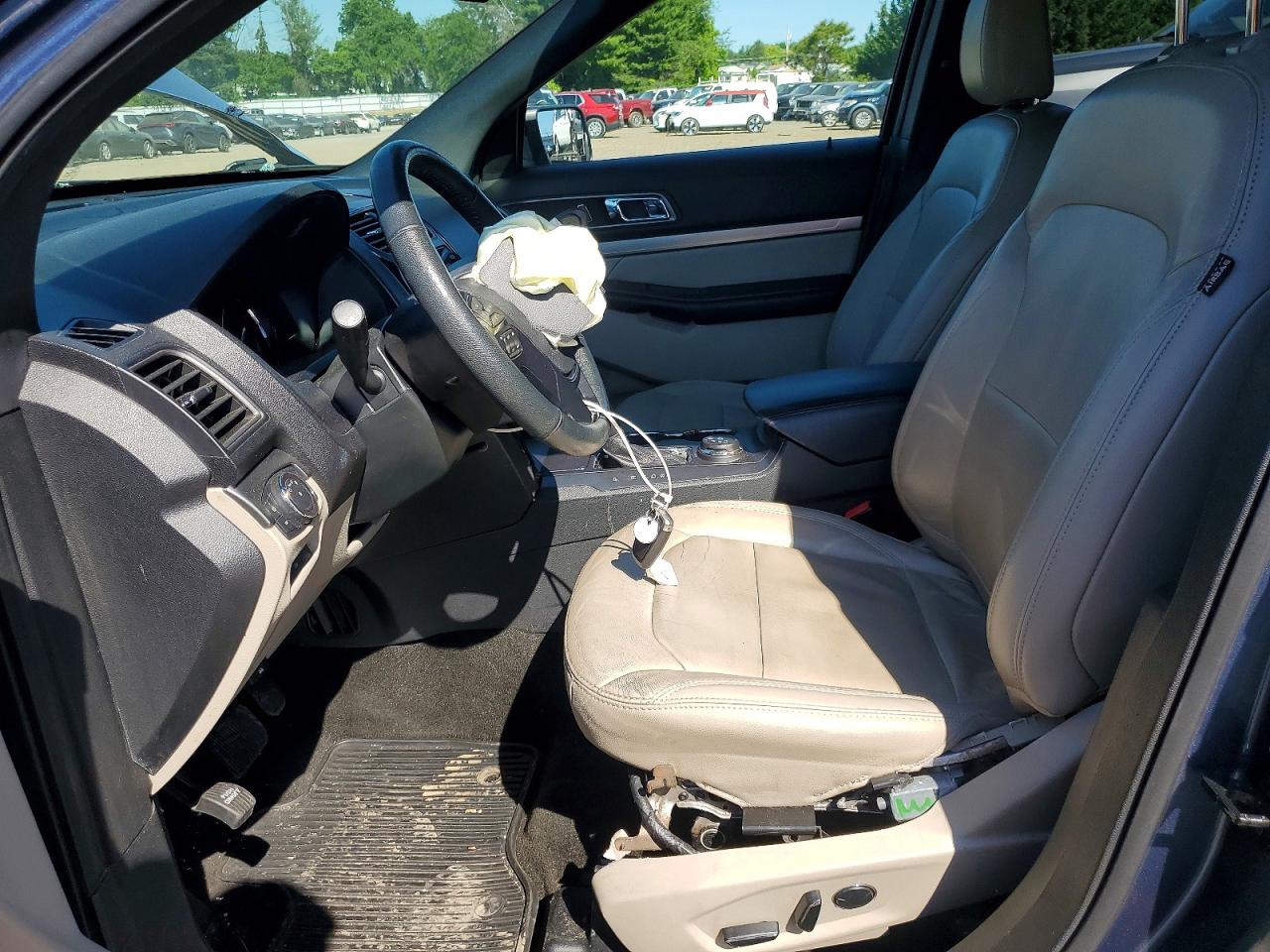 2018 FORD EXPLORER XLT photo 19