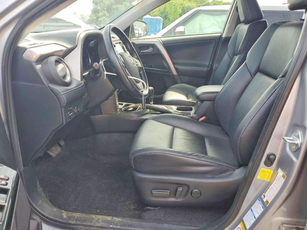 2018 TOYOTA RAV4 LIMITED photo 13