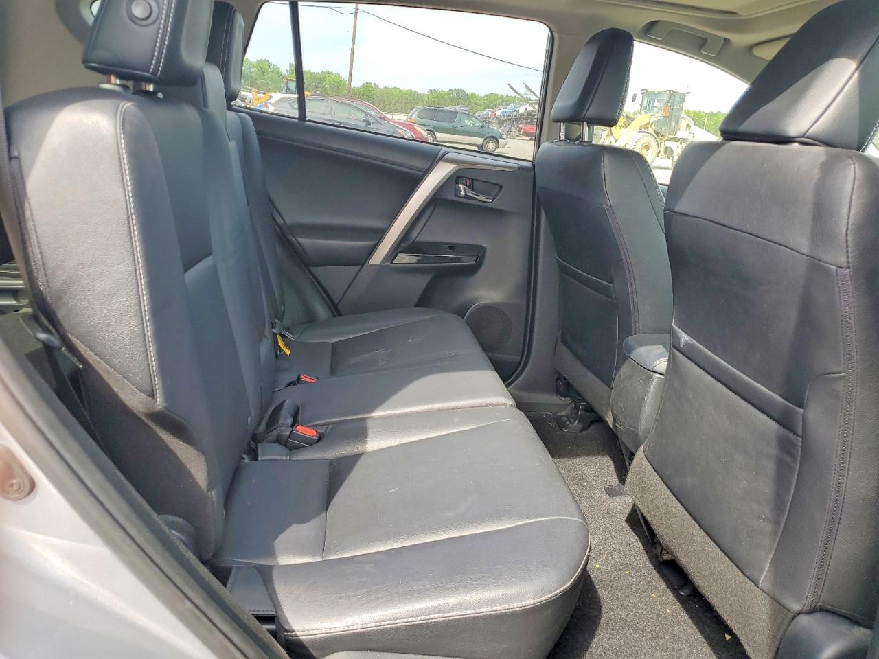 2018 TOYOTA RAV4 LIMITED photo 19