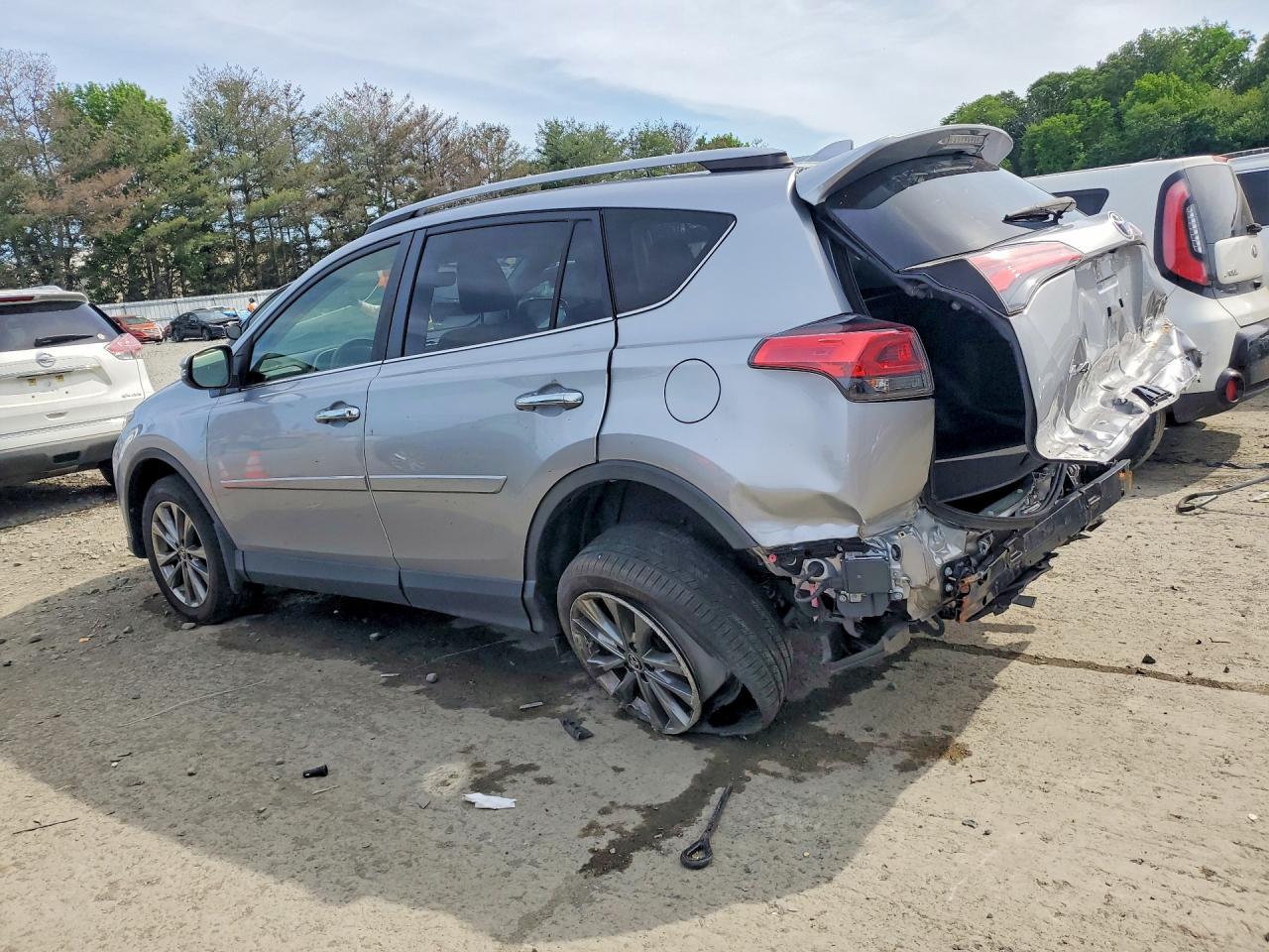 2018 TOYOTA RAV4 LIMITED photo 3