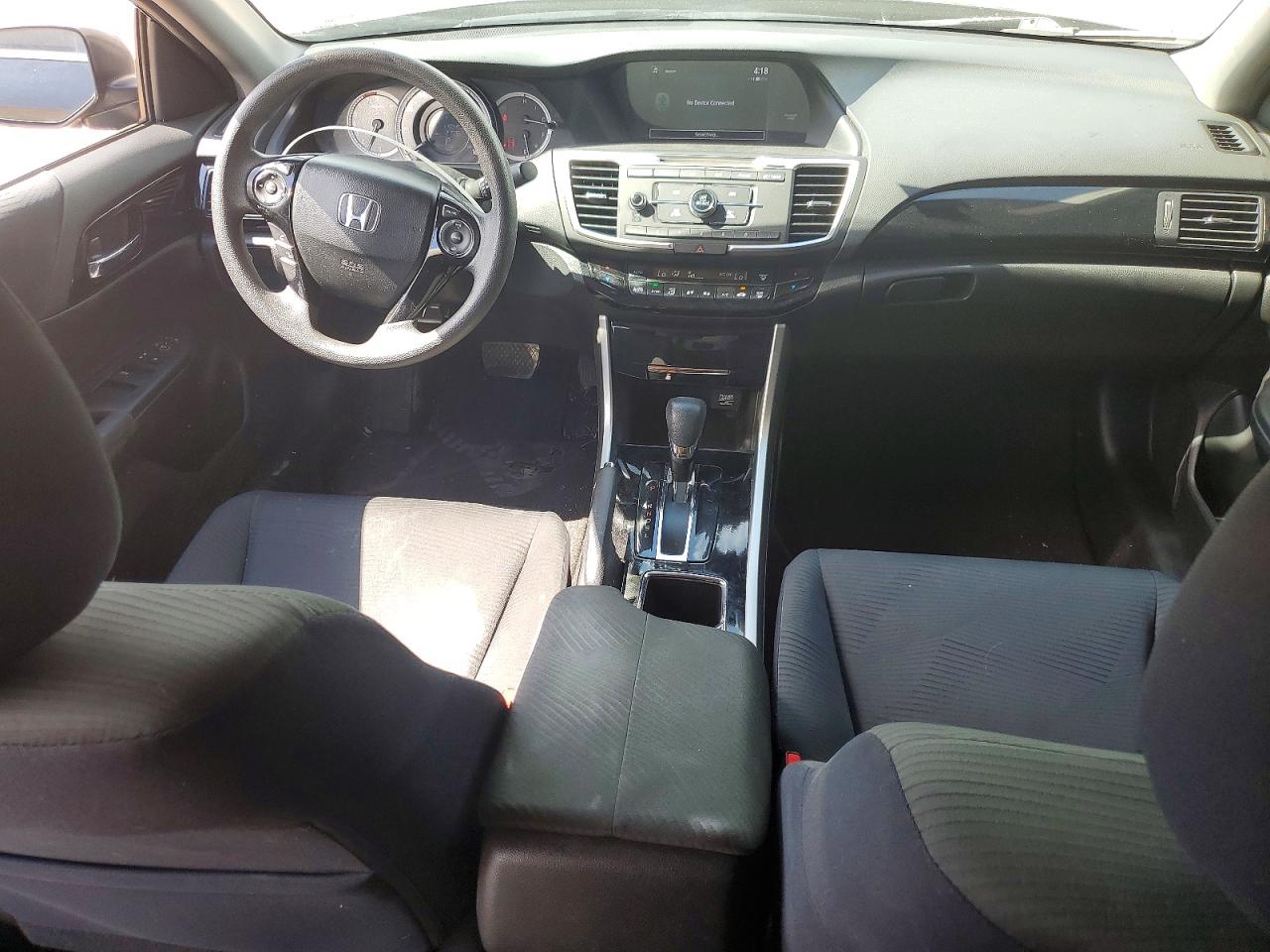 2017 HONDA ACCORD LX photo 22
