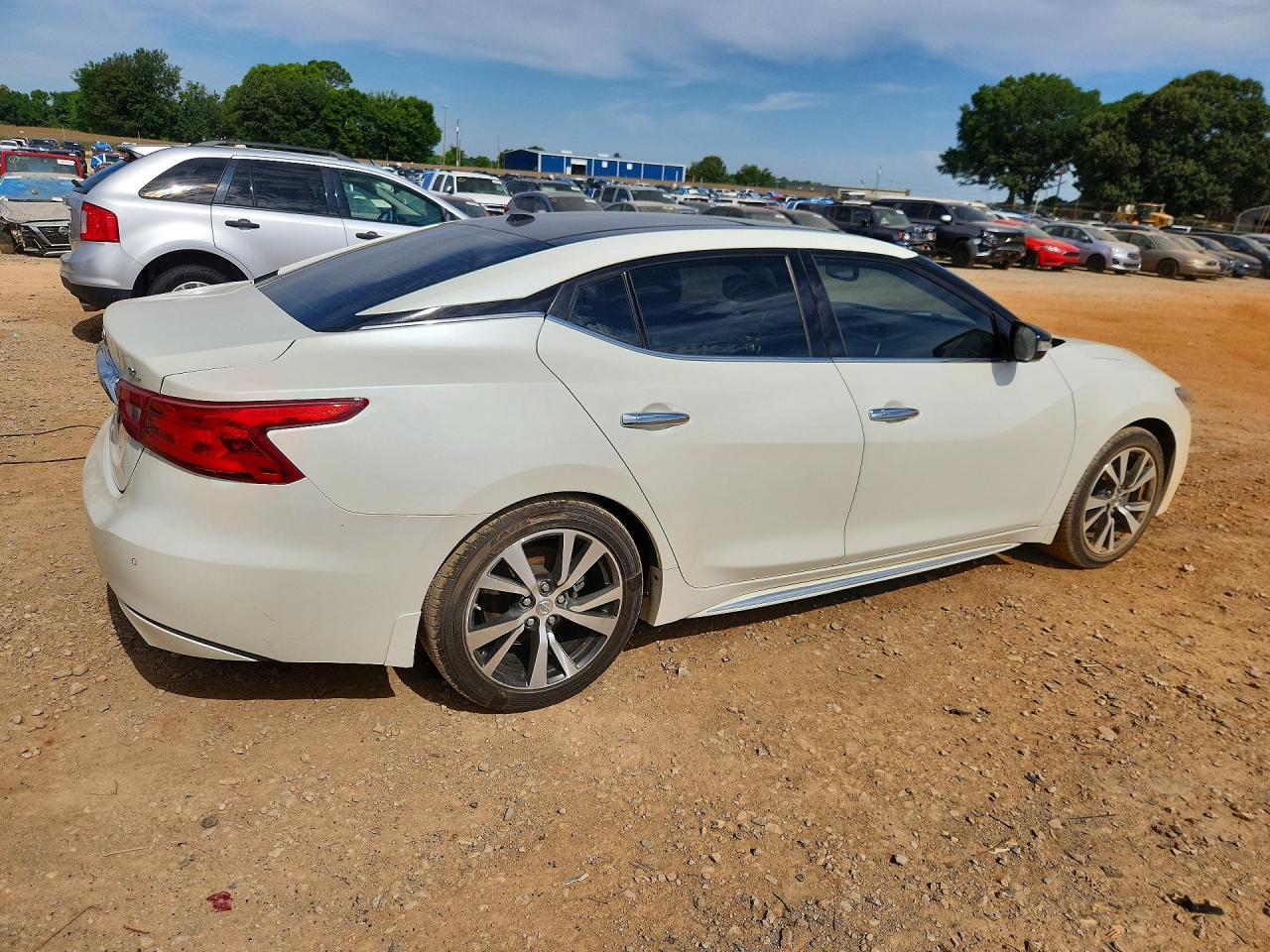 2017 NISSAN MAXIMA 3.5 SL photo 3