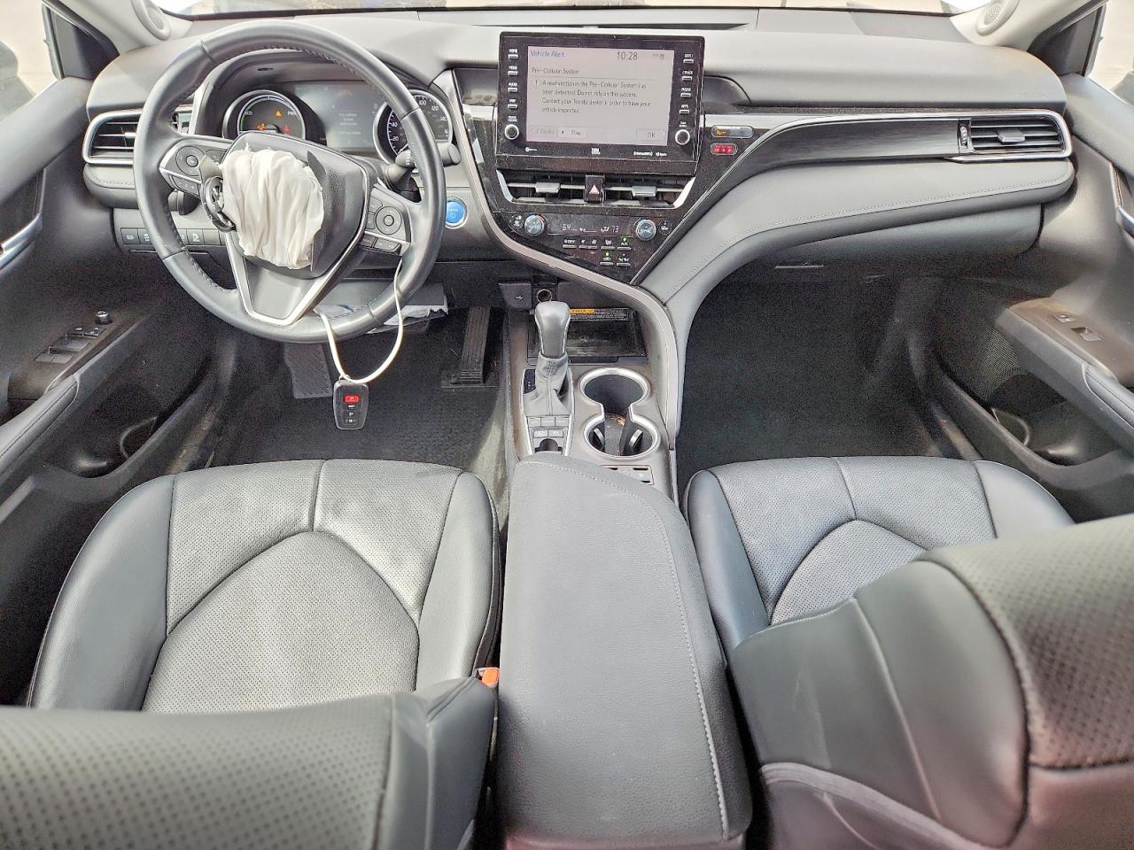 2021 TOYOTA CAMRY XLE photo 15