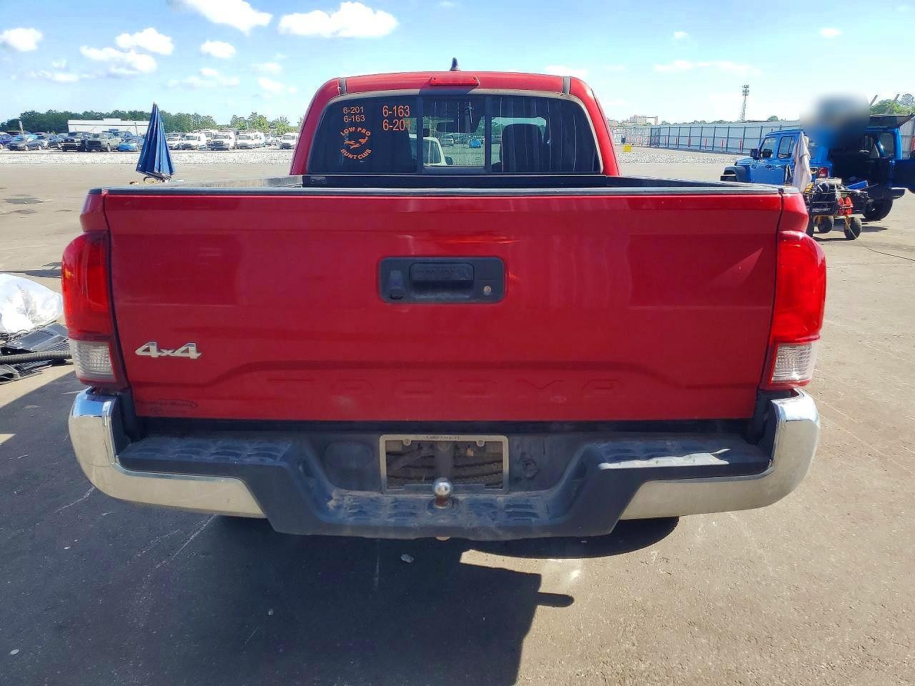 2022 TOYOTA TACOMA SR5 photo 16