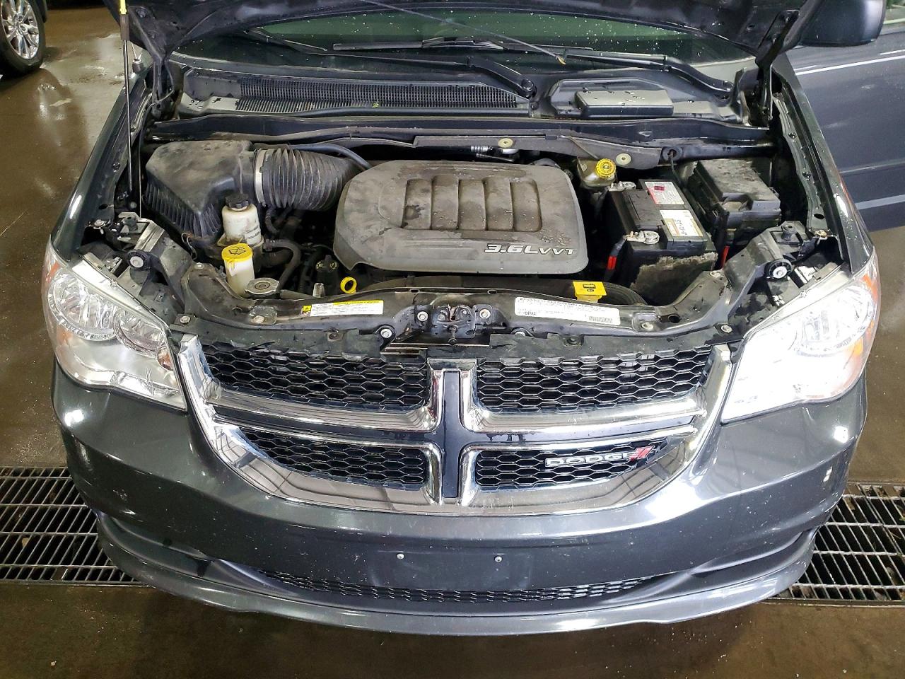2012 DODGE GRAND CARAVAN SE photo 12