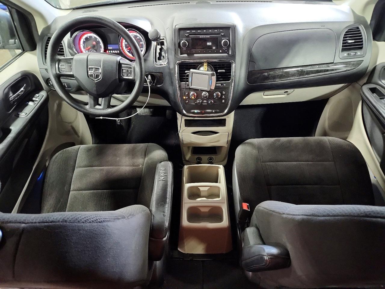 2012 DODGE GRAND CARAVAN SE photo 8