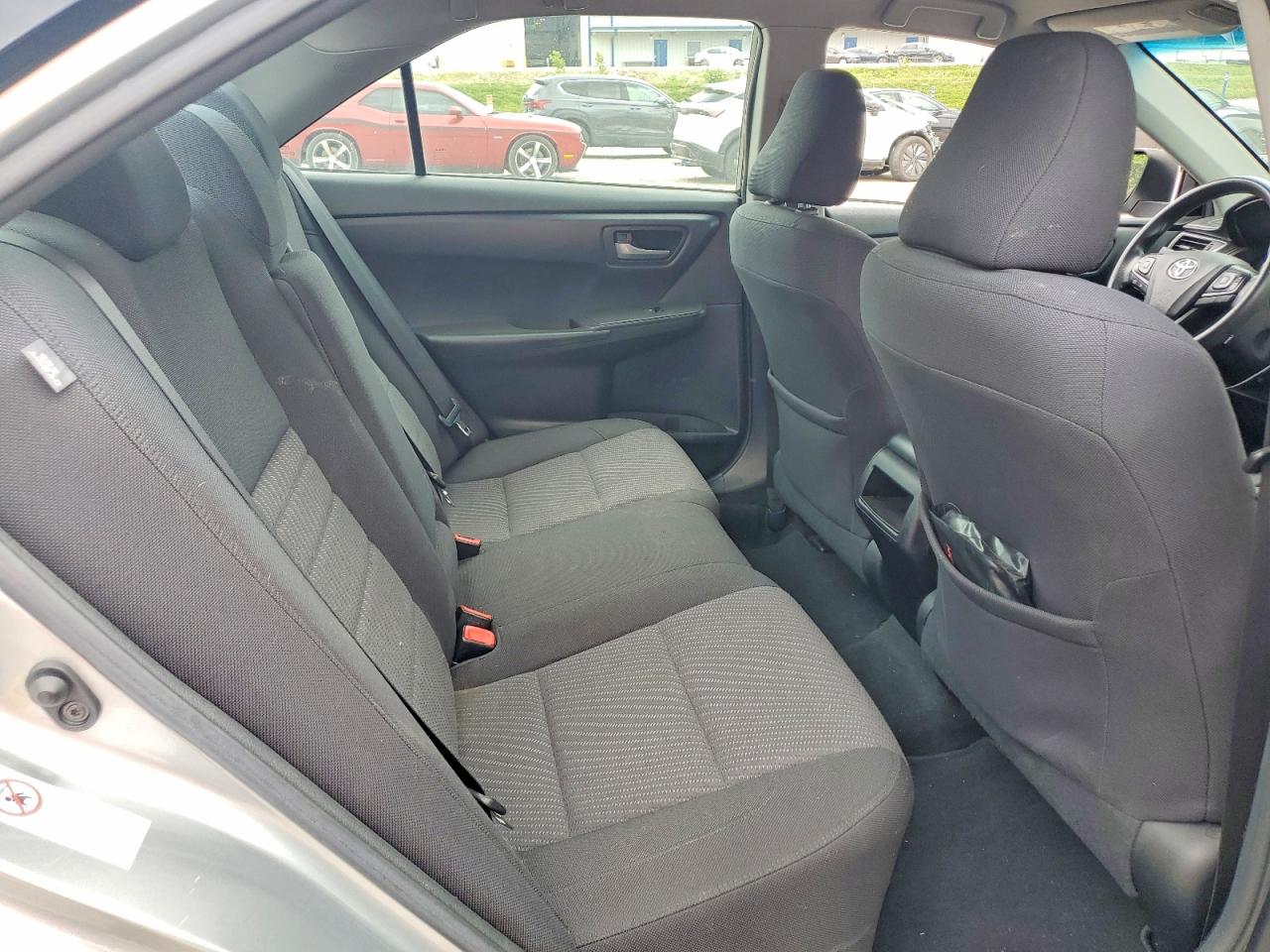 2017 TOYOTA CAMRY LE photo 19