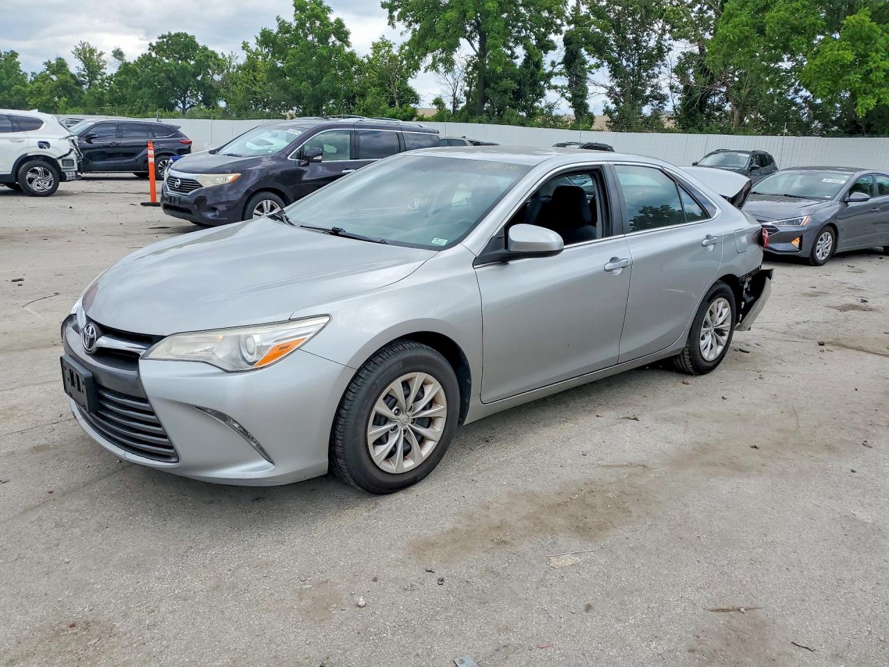 2017 TOYOTA CAMRY