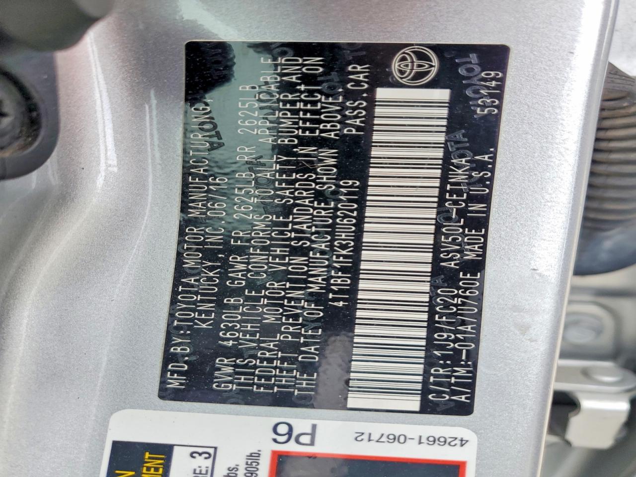2017 TOYOTA CAMRY LE photo 23