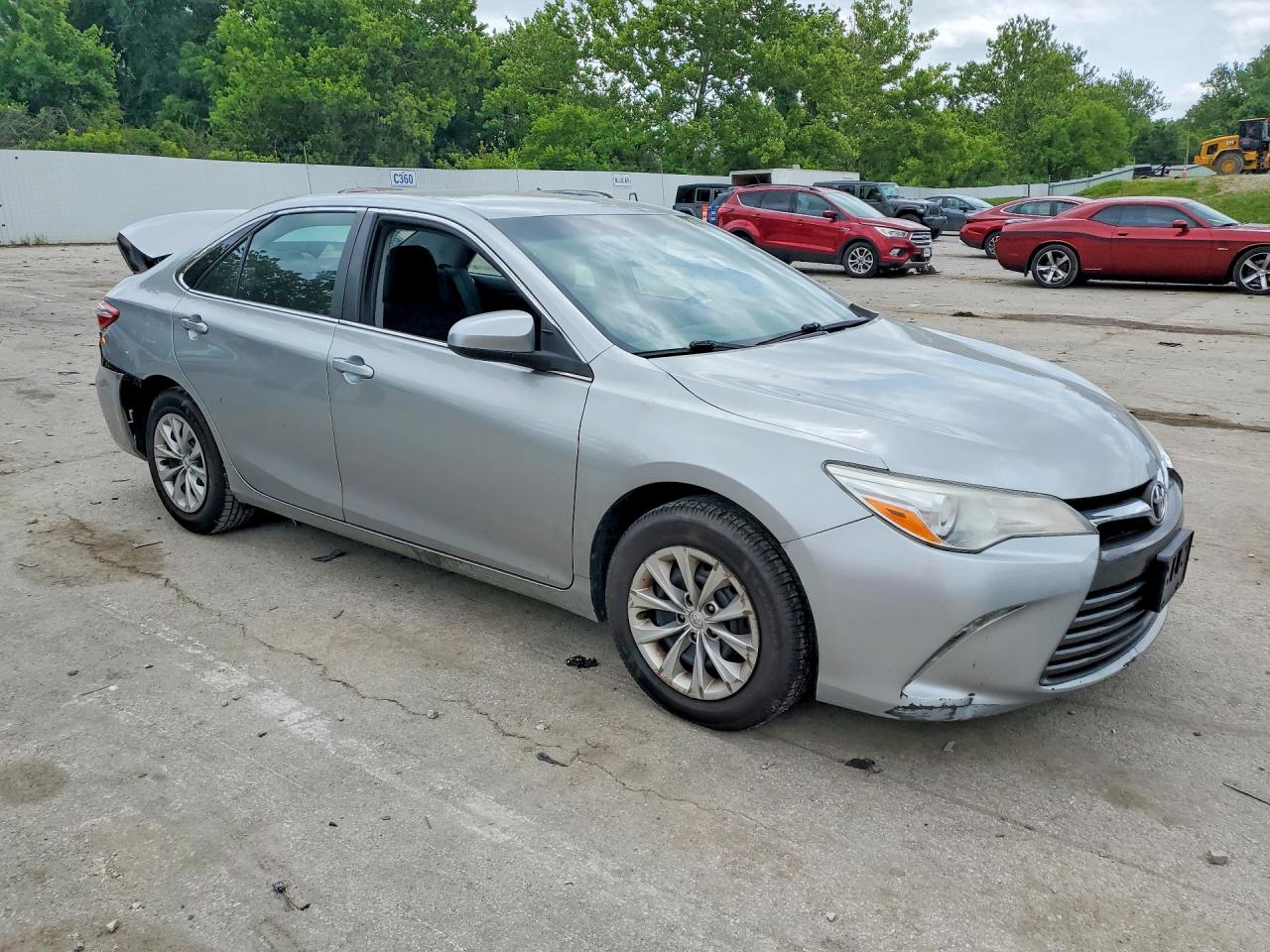 2017 TOYOTA CAMRY LE photo 7