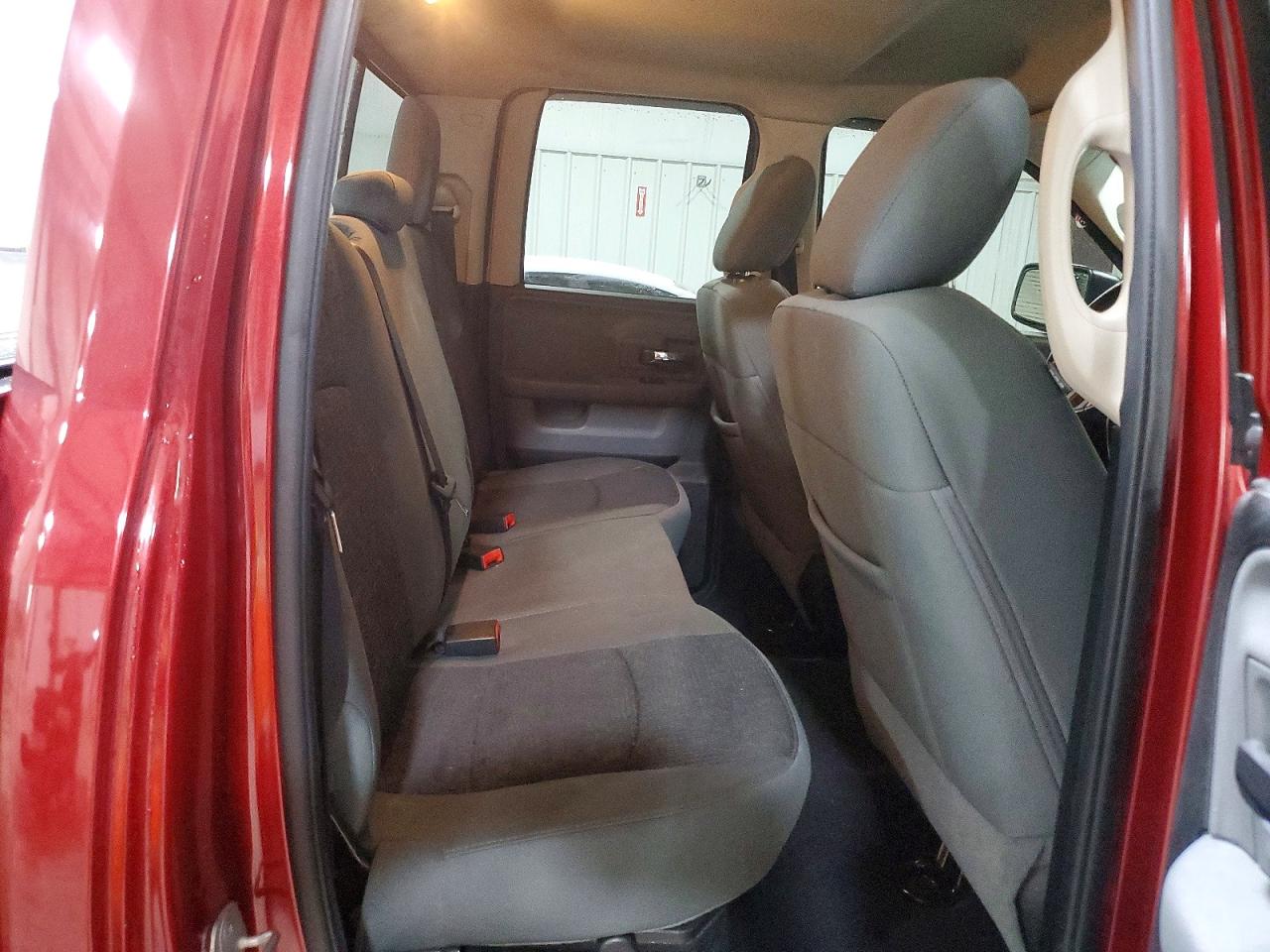 2014 RAM 1500 SLT photo 28