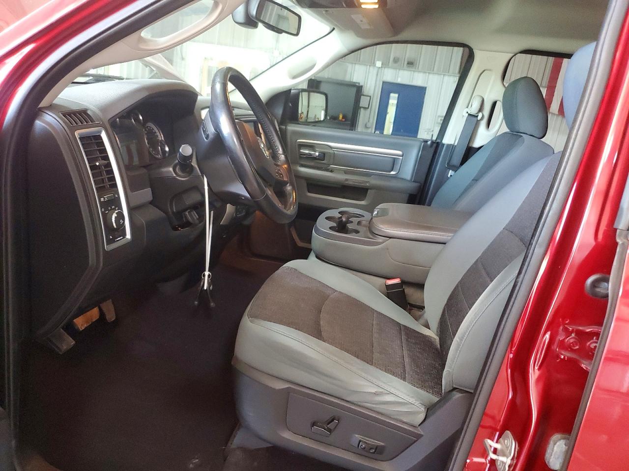 2014 RAM 1500 SLT photo 19