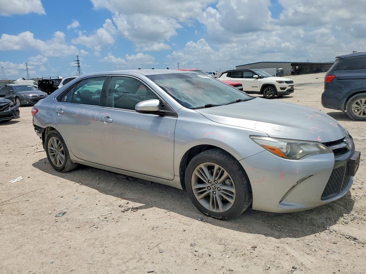 2017 TOYOTA CAMRY SE photo 10